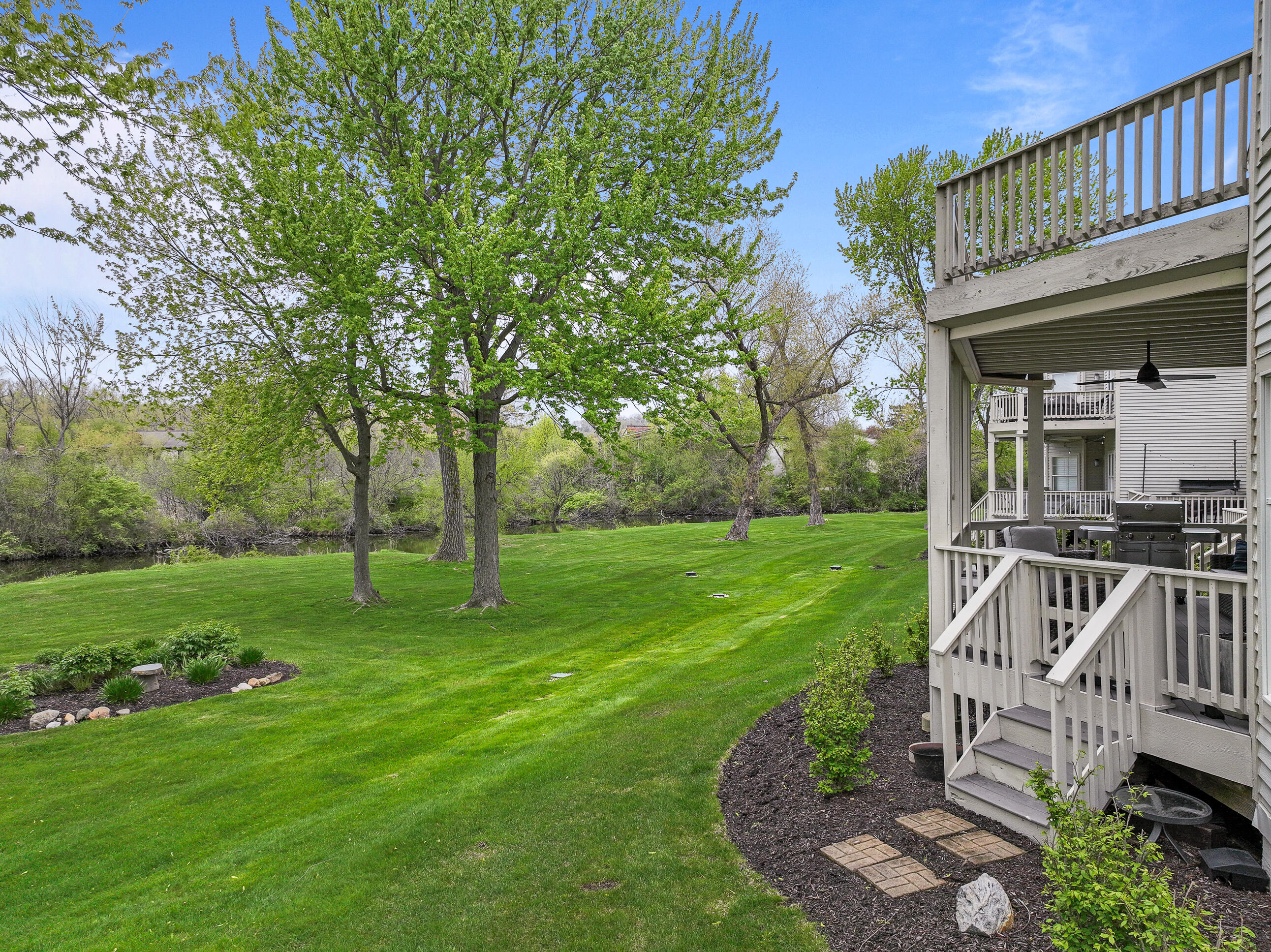 401 Abbey Ridge Ct