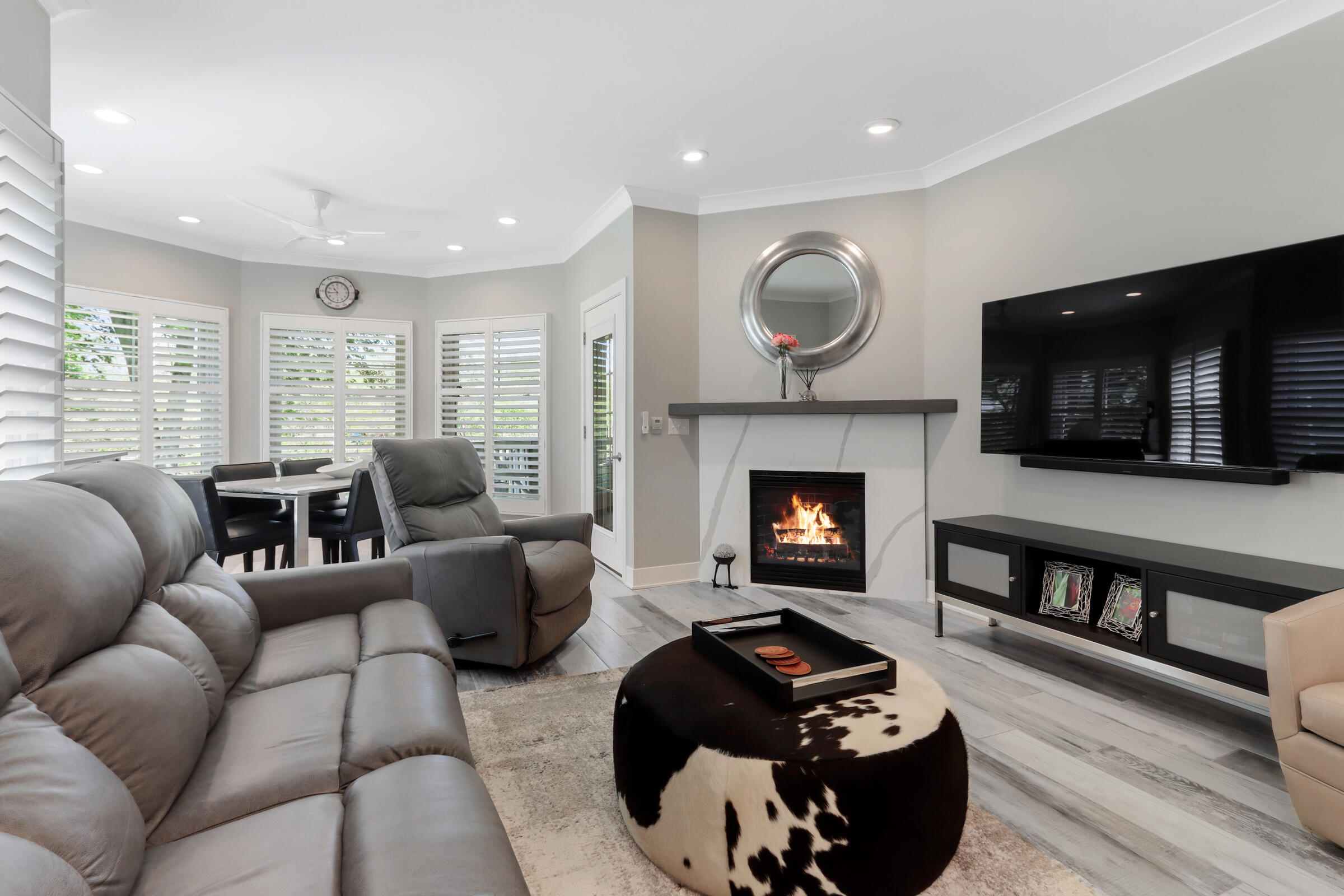 401 Abbey Ridge Ct
