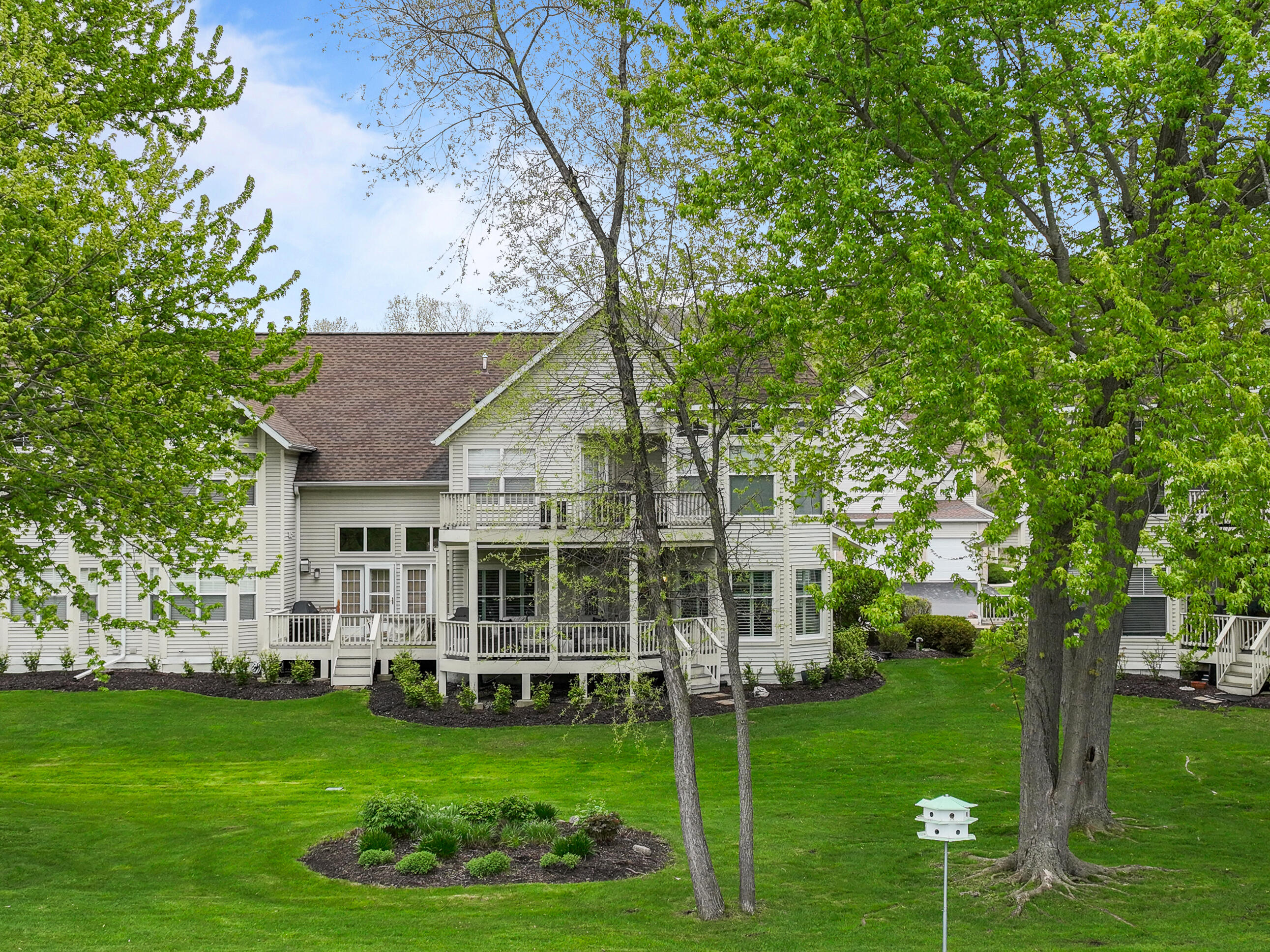 401 Abbey Ridge Ct