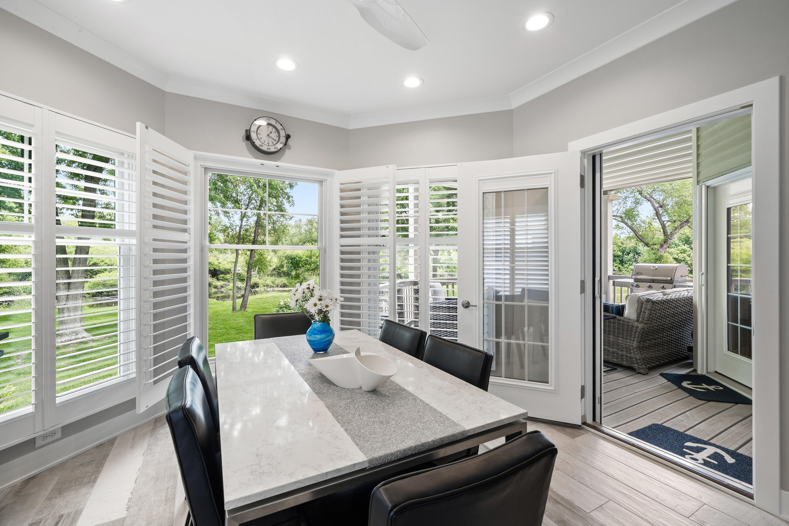 401 Abbey Ridge Ct