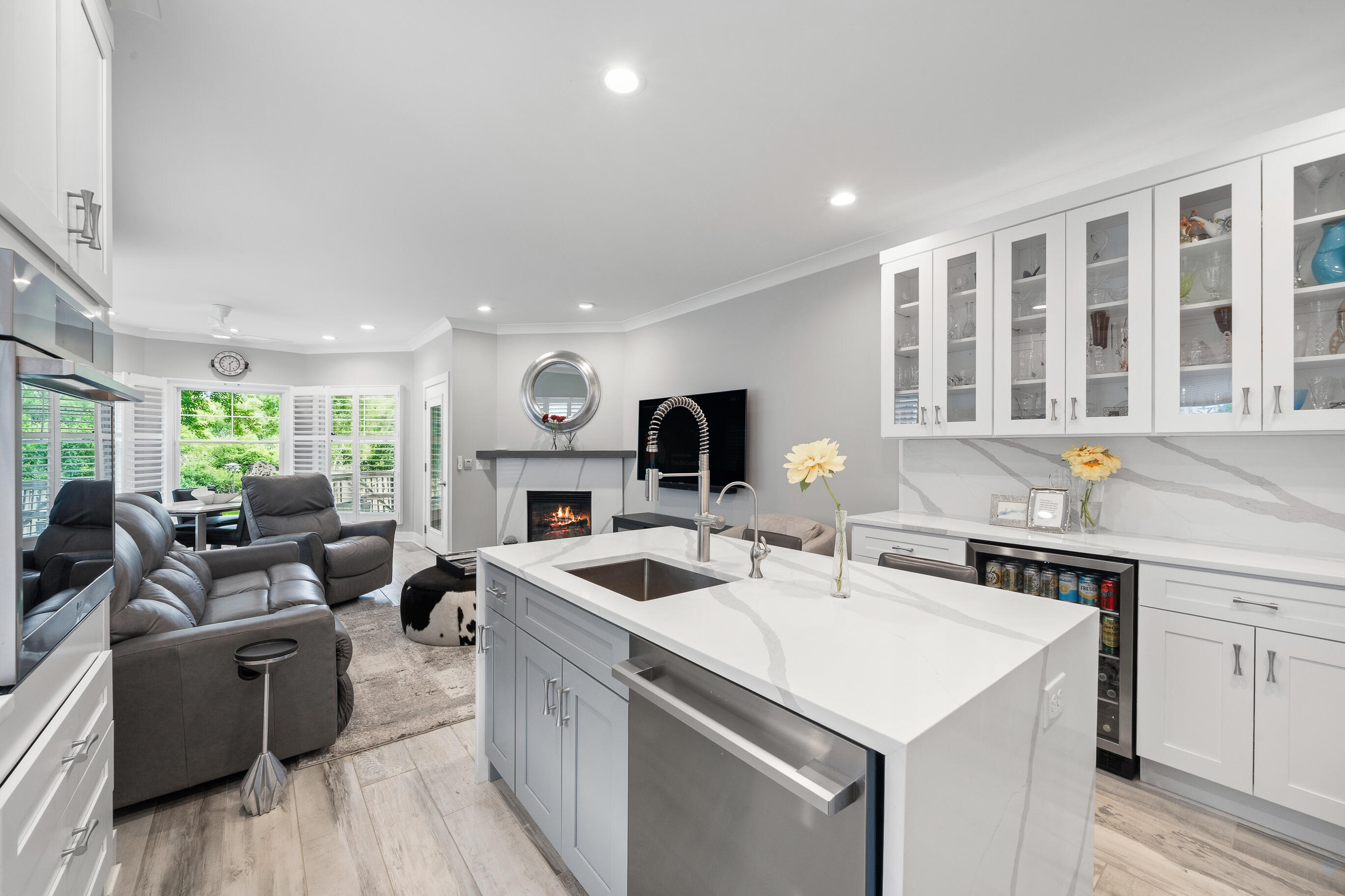401 Abbey Ridge Ct