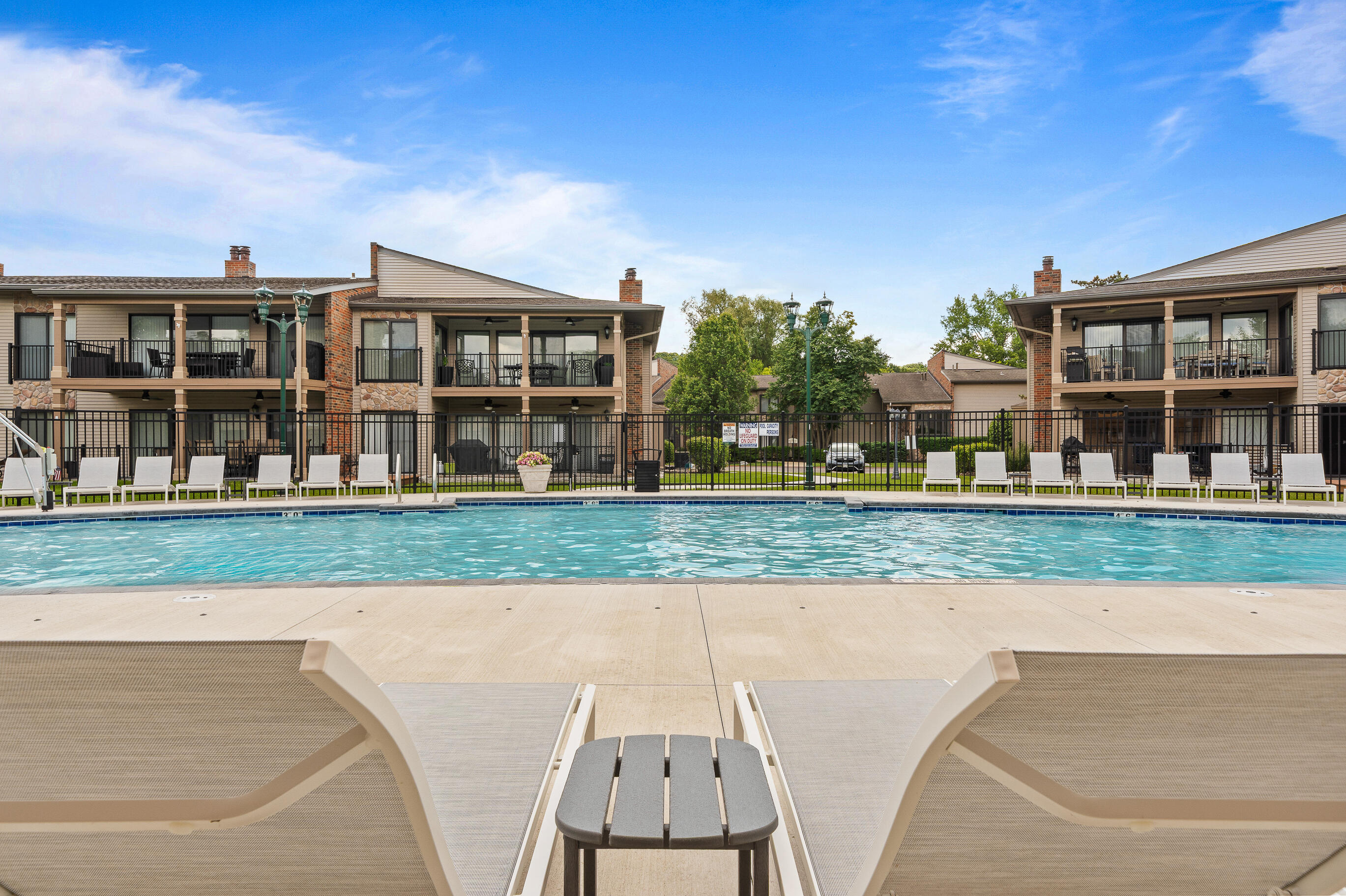 31 Abbey Villa Cir, 31D