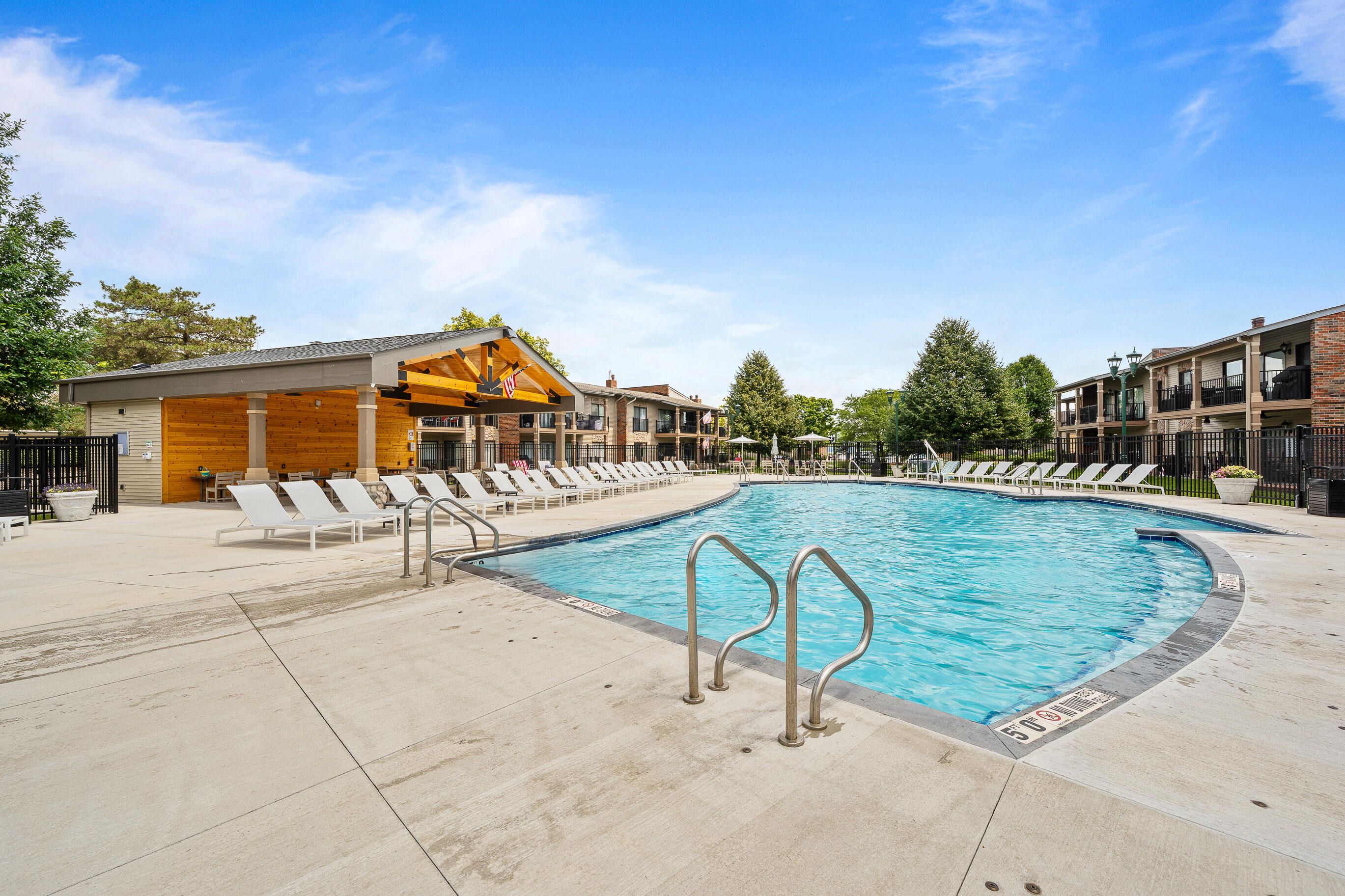 31 Abbey Villa Cir, 31D