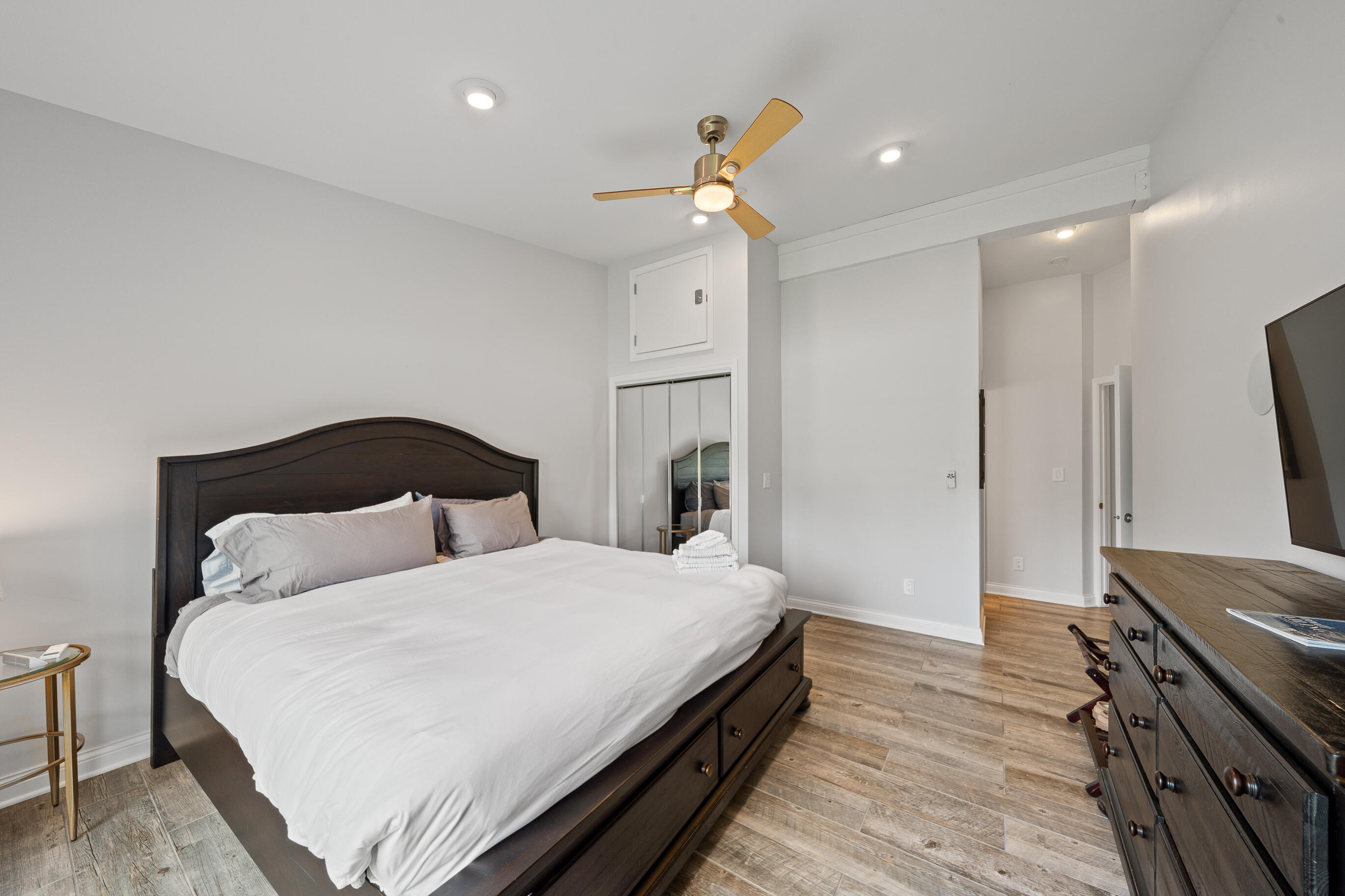 31 Abbey Villa Cir, 31D