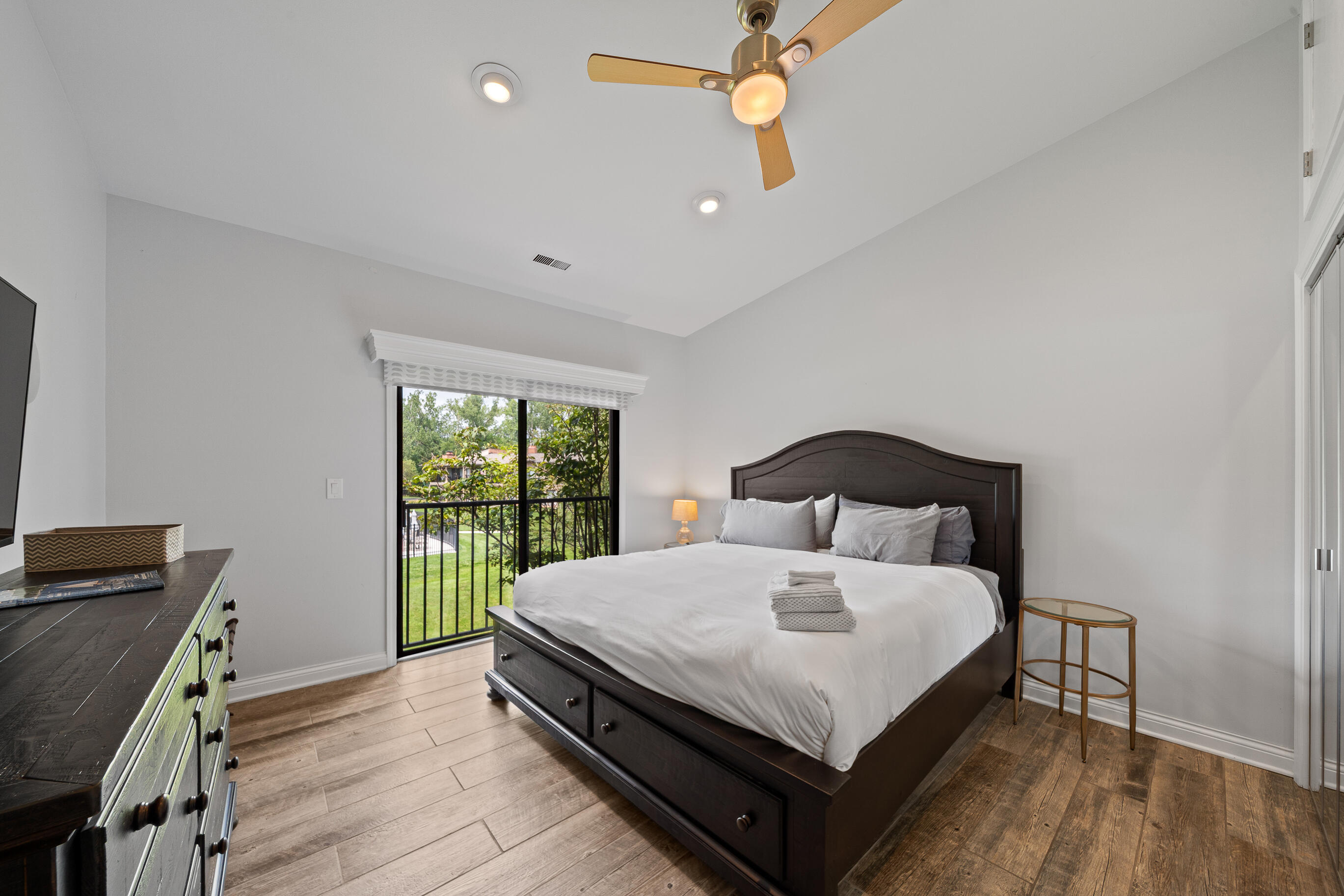 31 Abbey Villa Cir, 31D