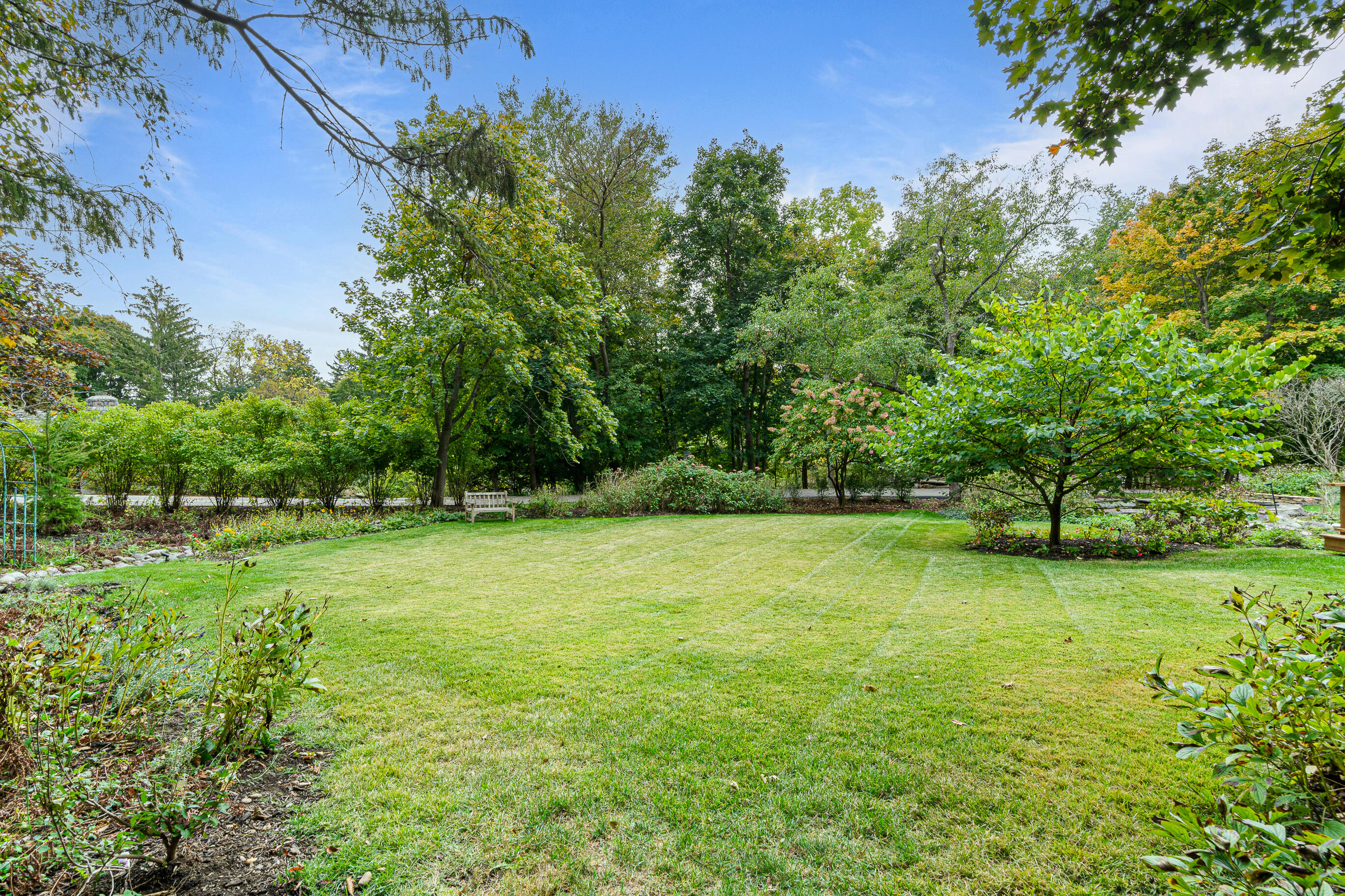 466 N Lower Gardens Rd