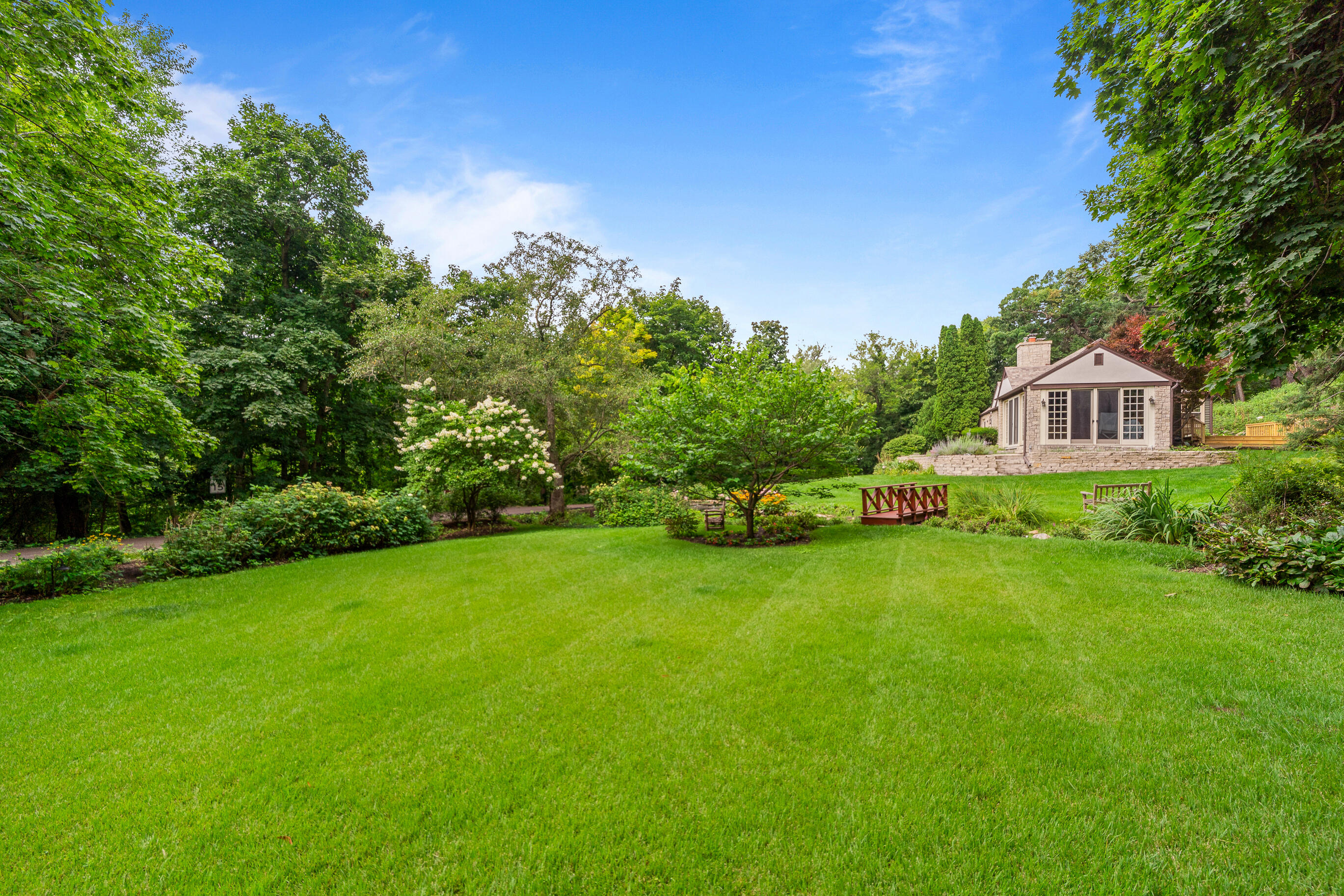 466 N Lower Gardens Rd