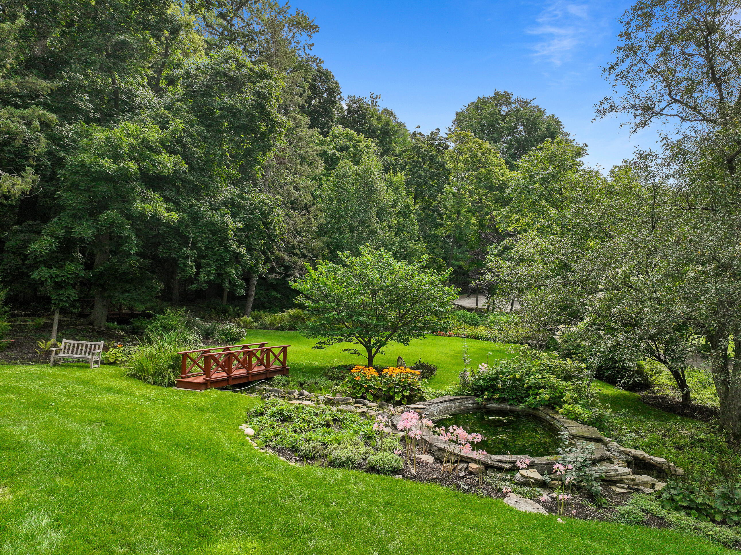 466 N Lower Gardens Rd