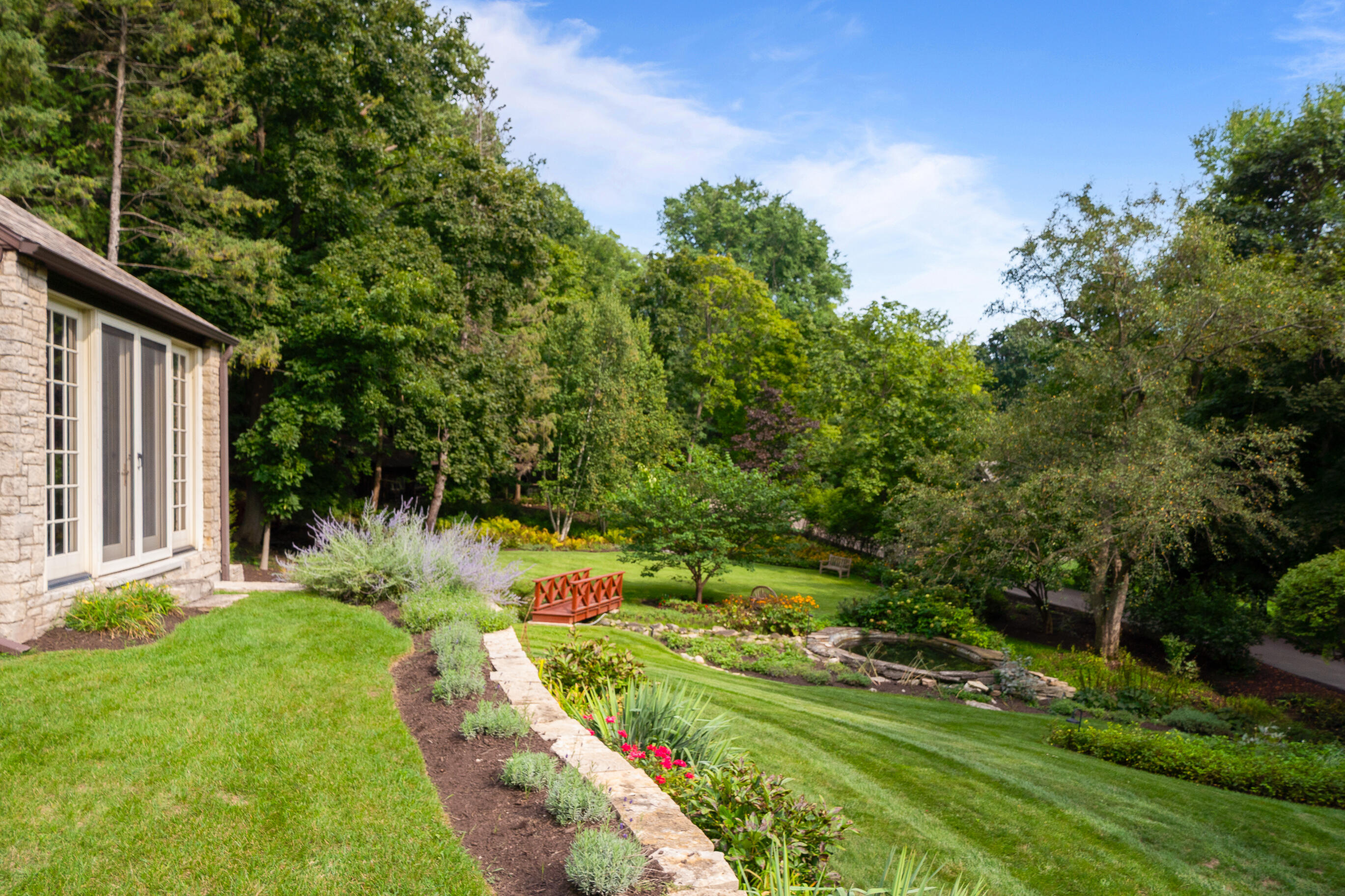466 N Lower Gardens Rd