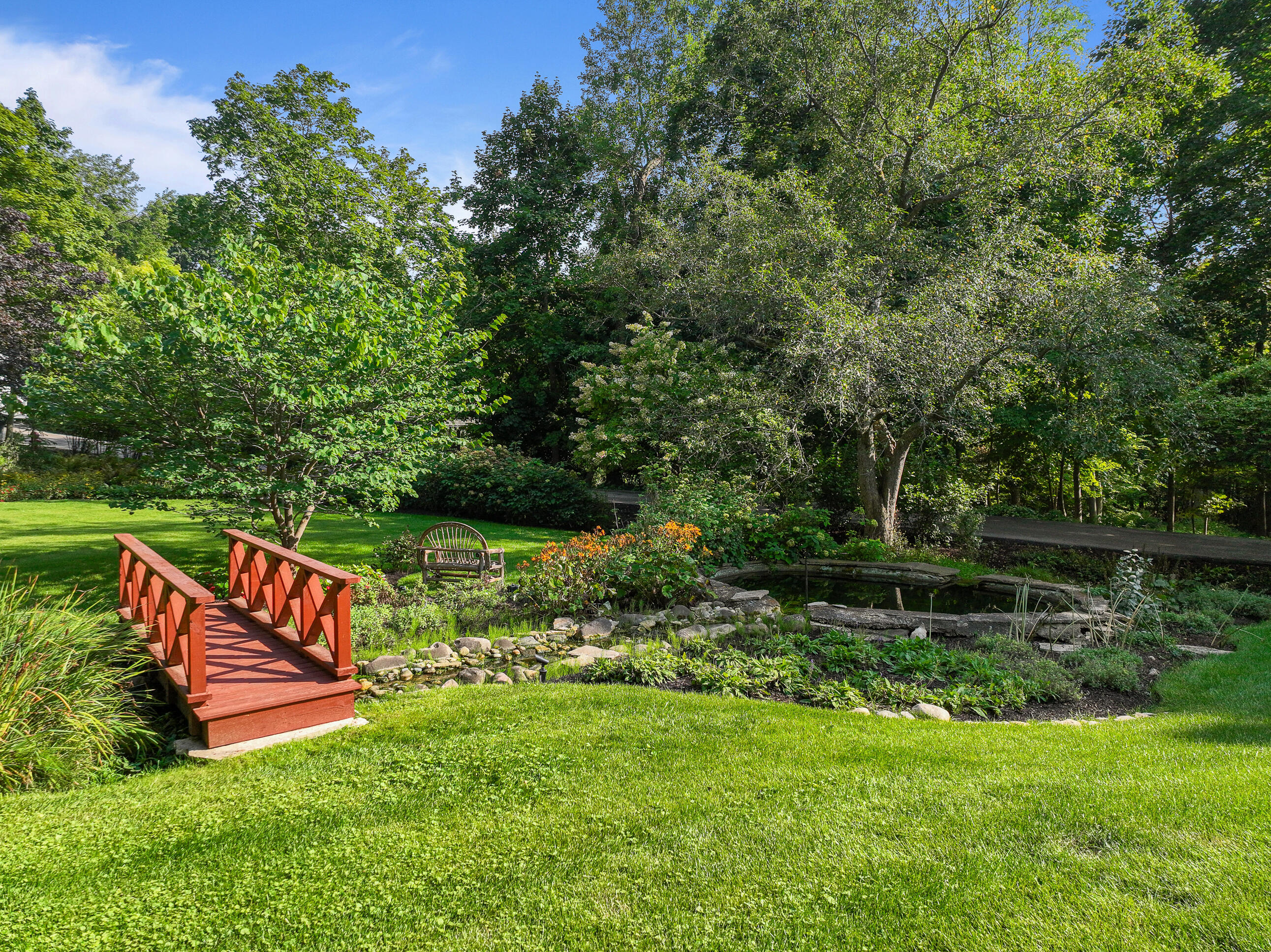 466 N Lower Gardens Rd