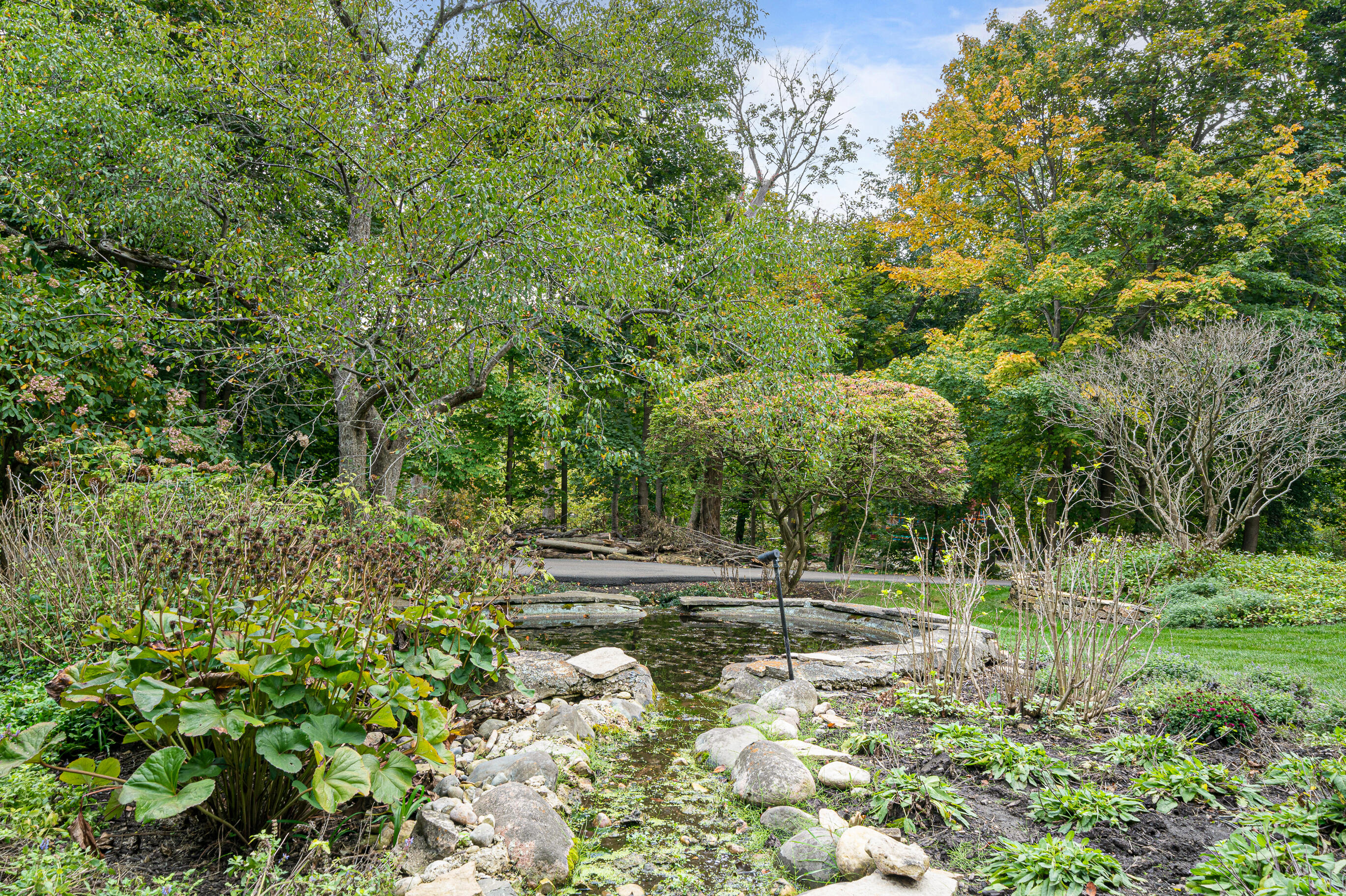 466 N Lower Gardens Rd