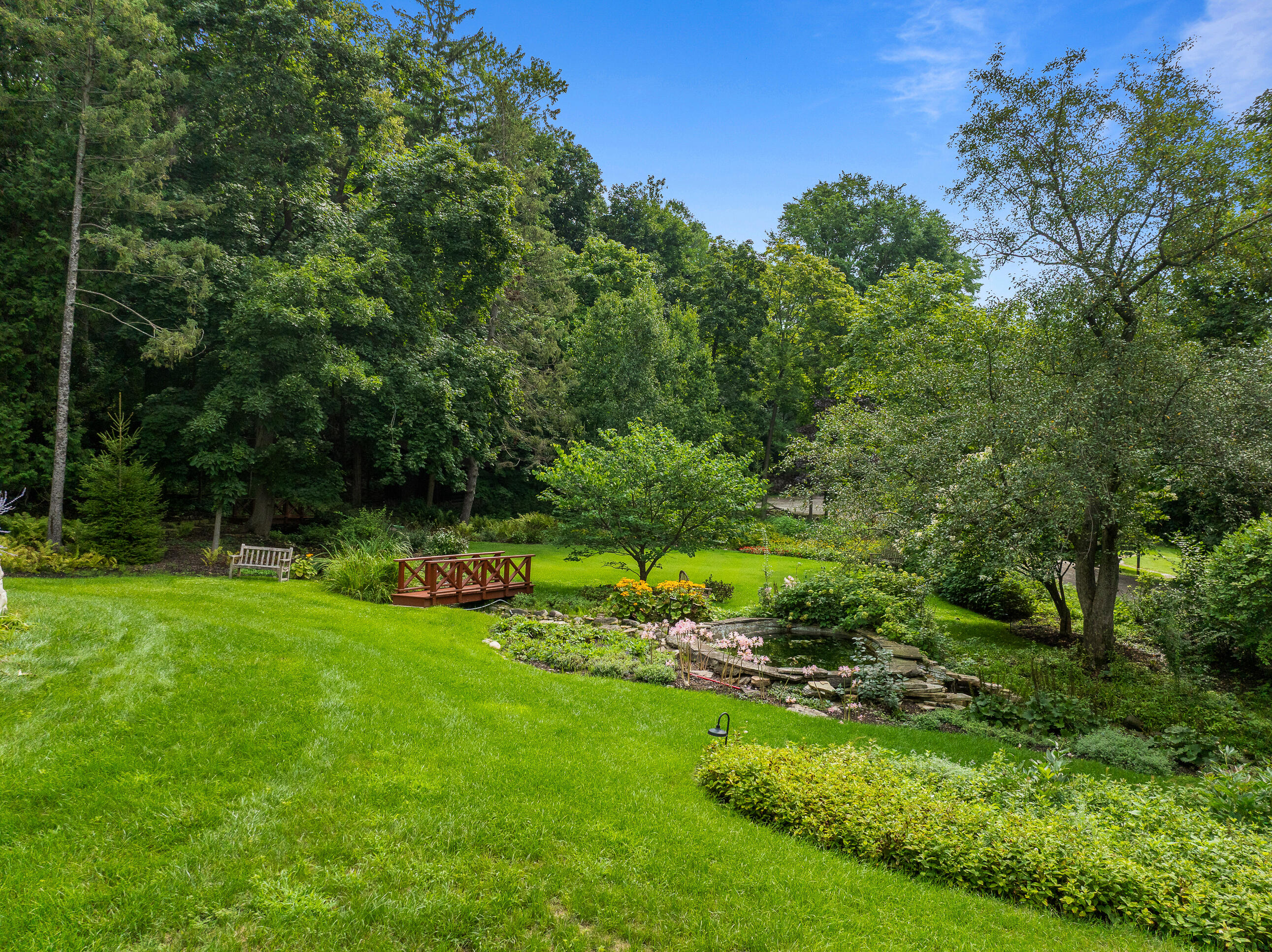 466 N Lower Gardens Rd