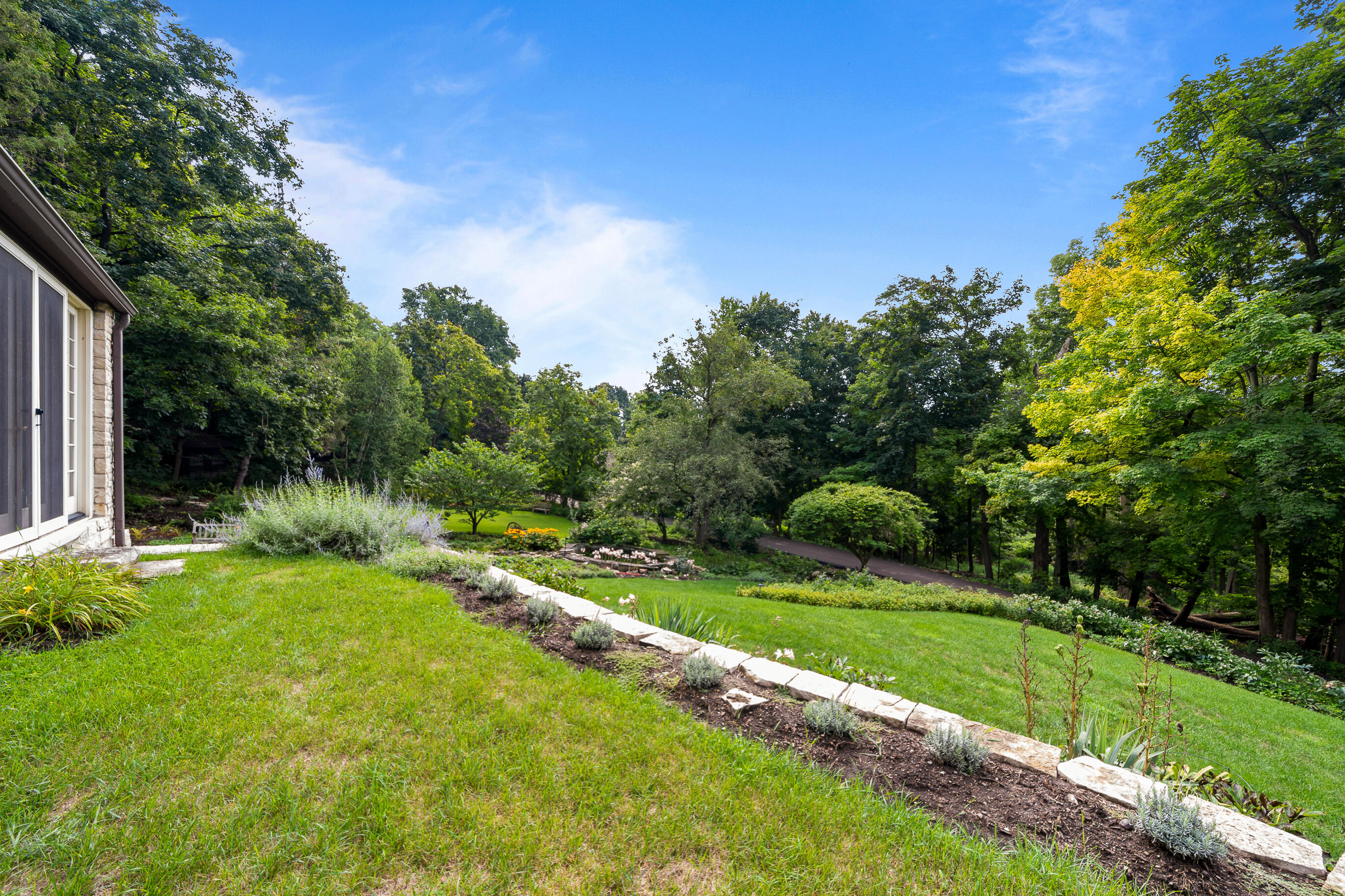 466 N Lower Gardens Rd