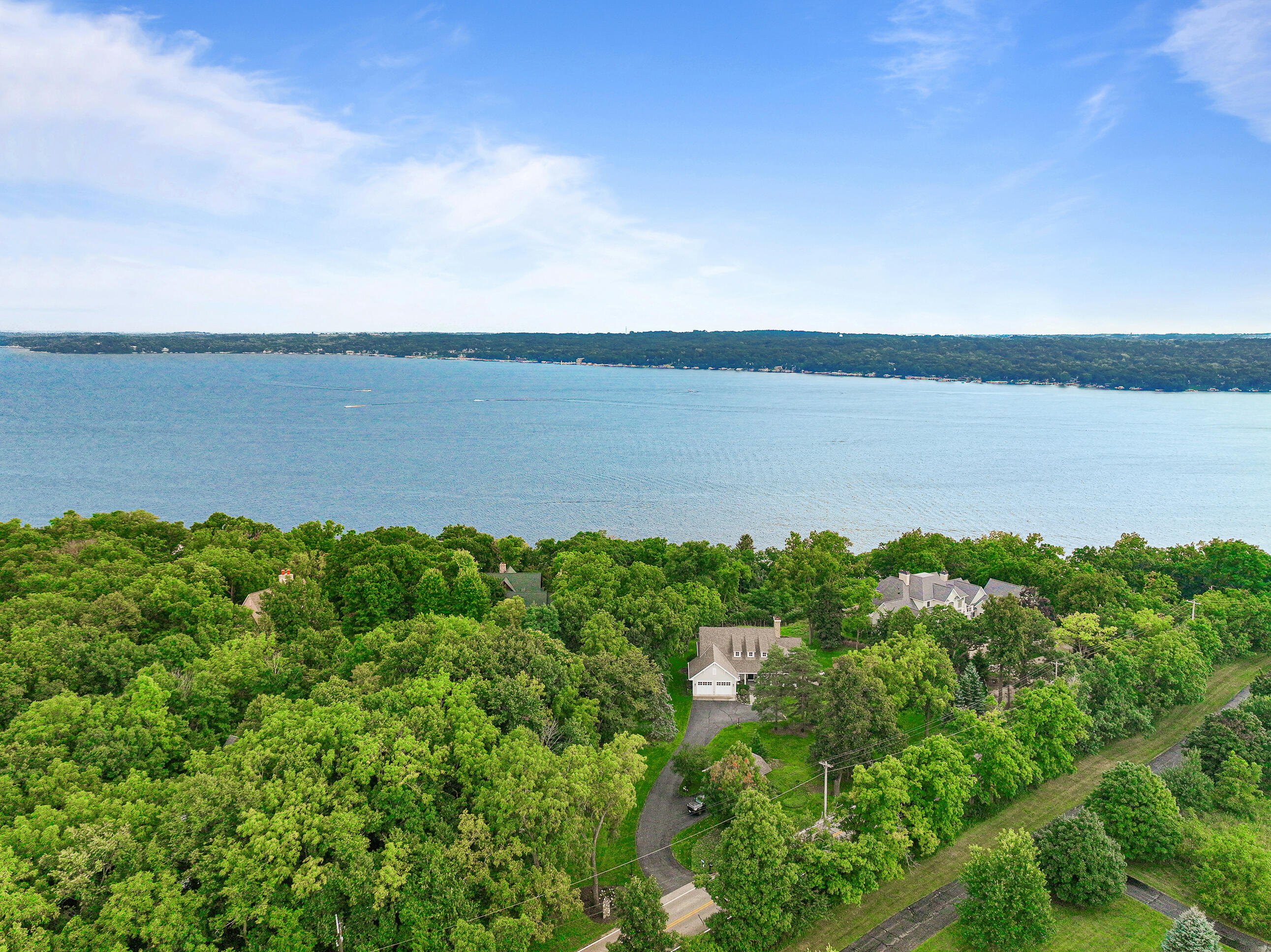 N2004 N Lake Shore Dr