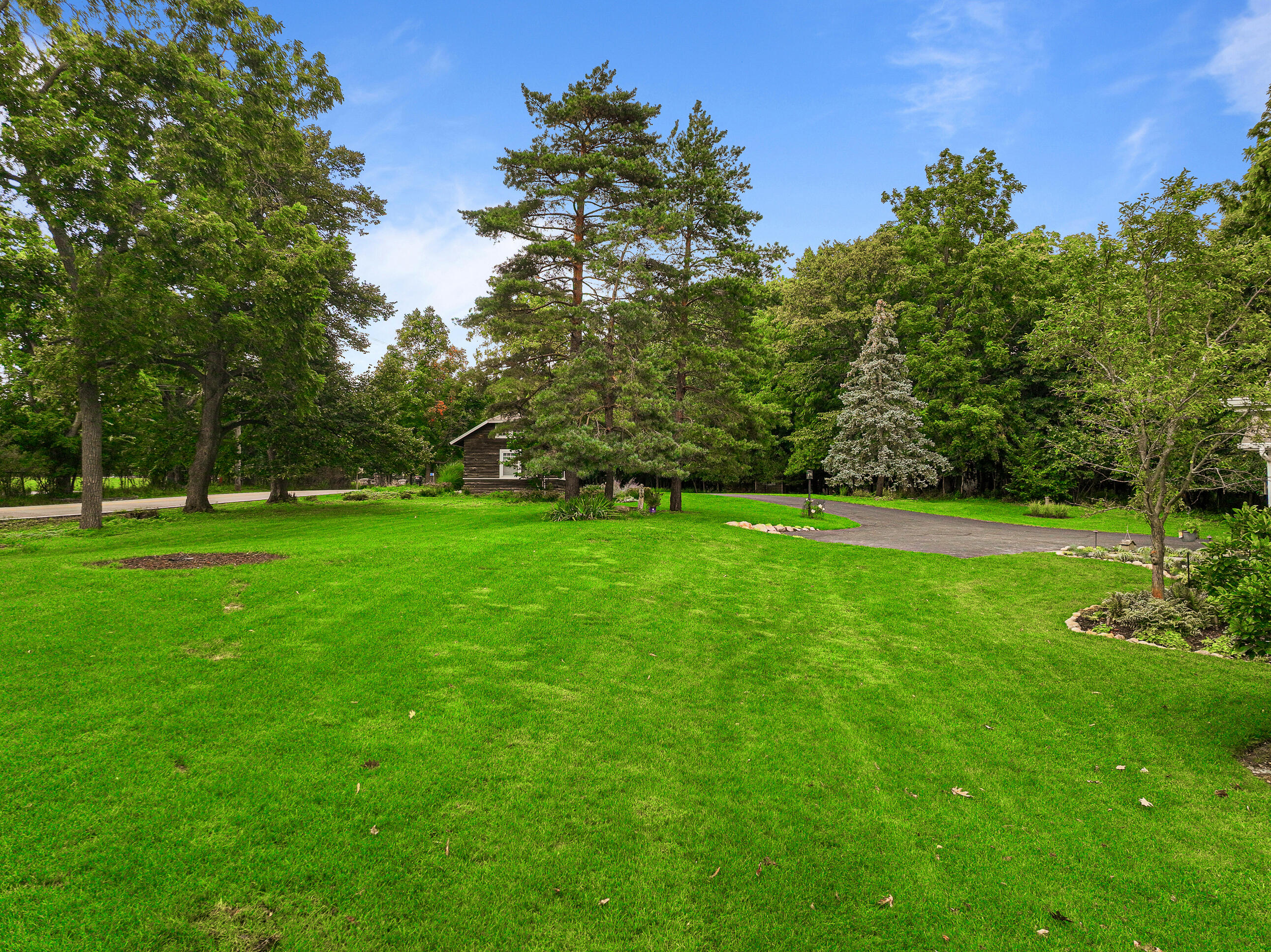 N2004 N Lake Shore Dr