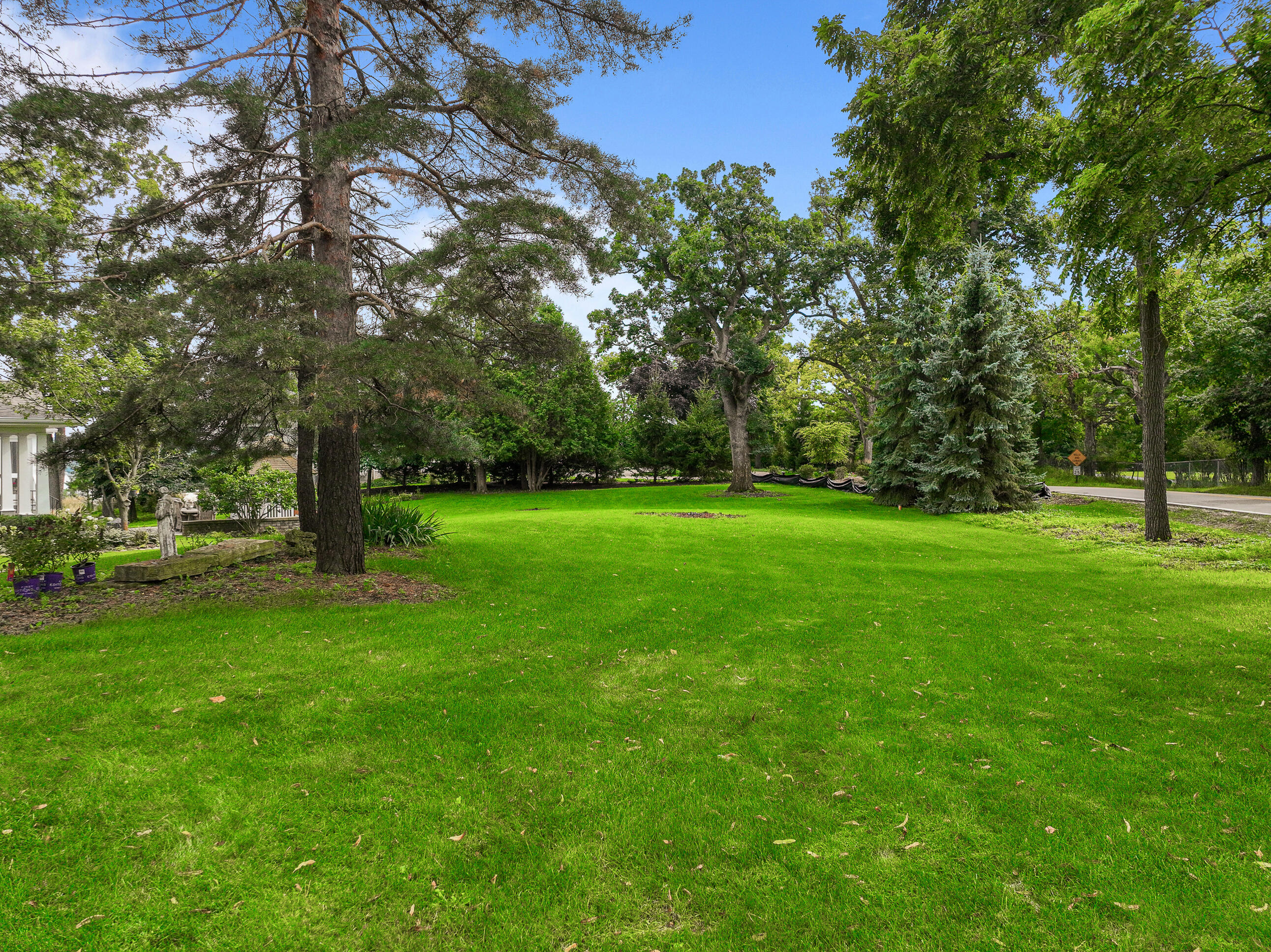 N2004 N Lake Shore Dr