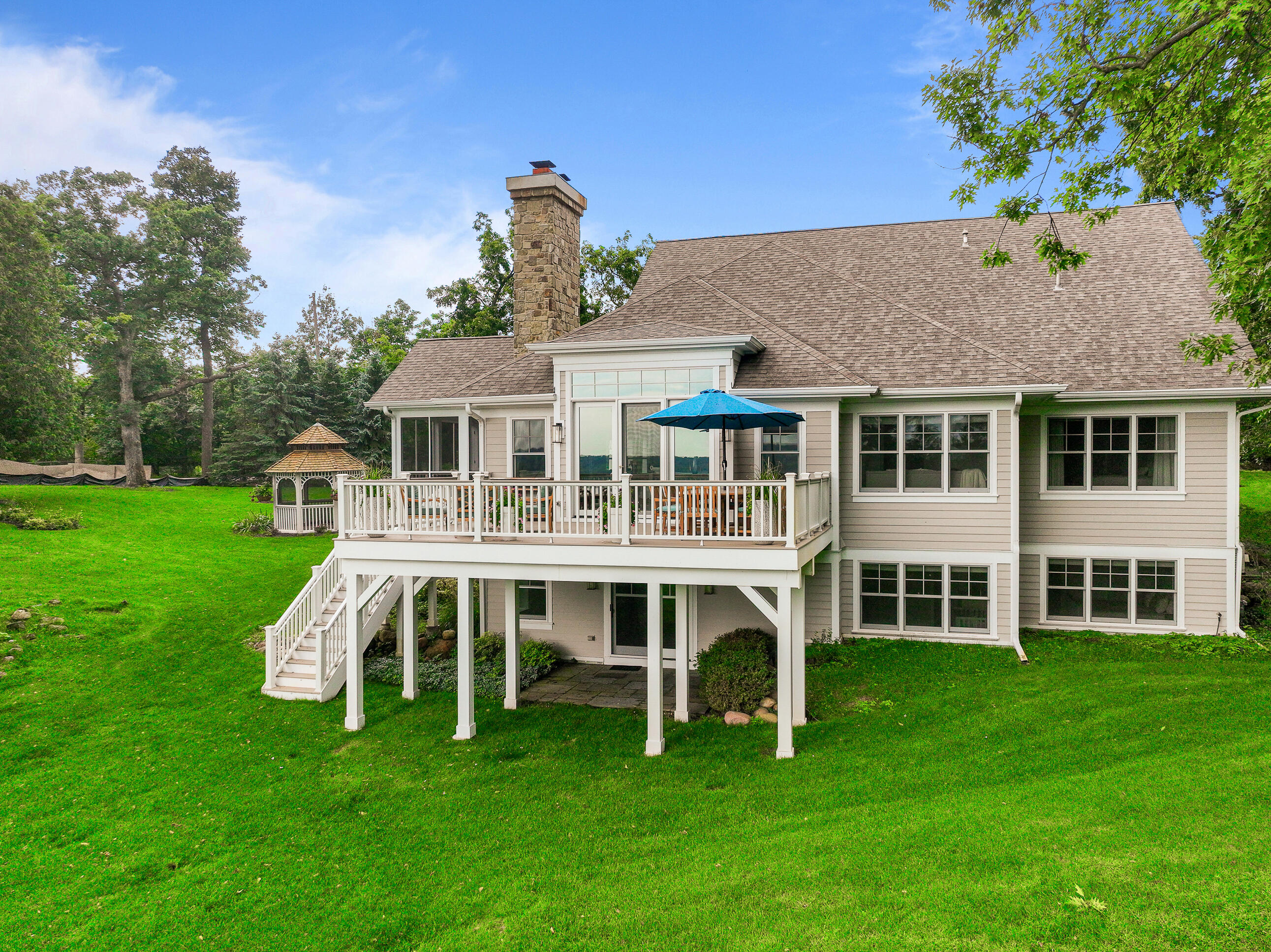 N2004 N Lake Shore Dr