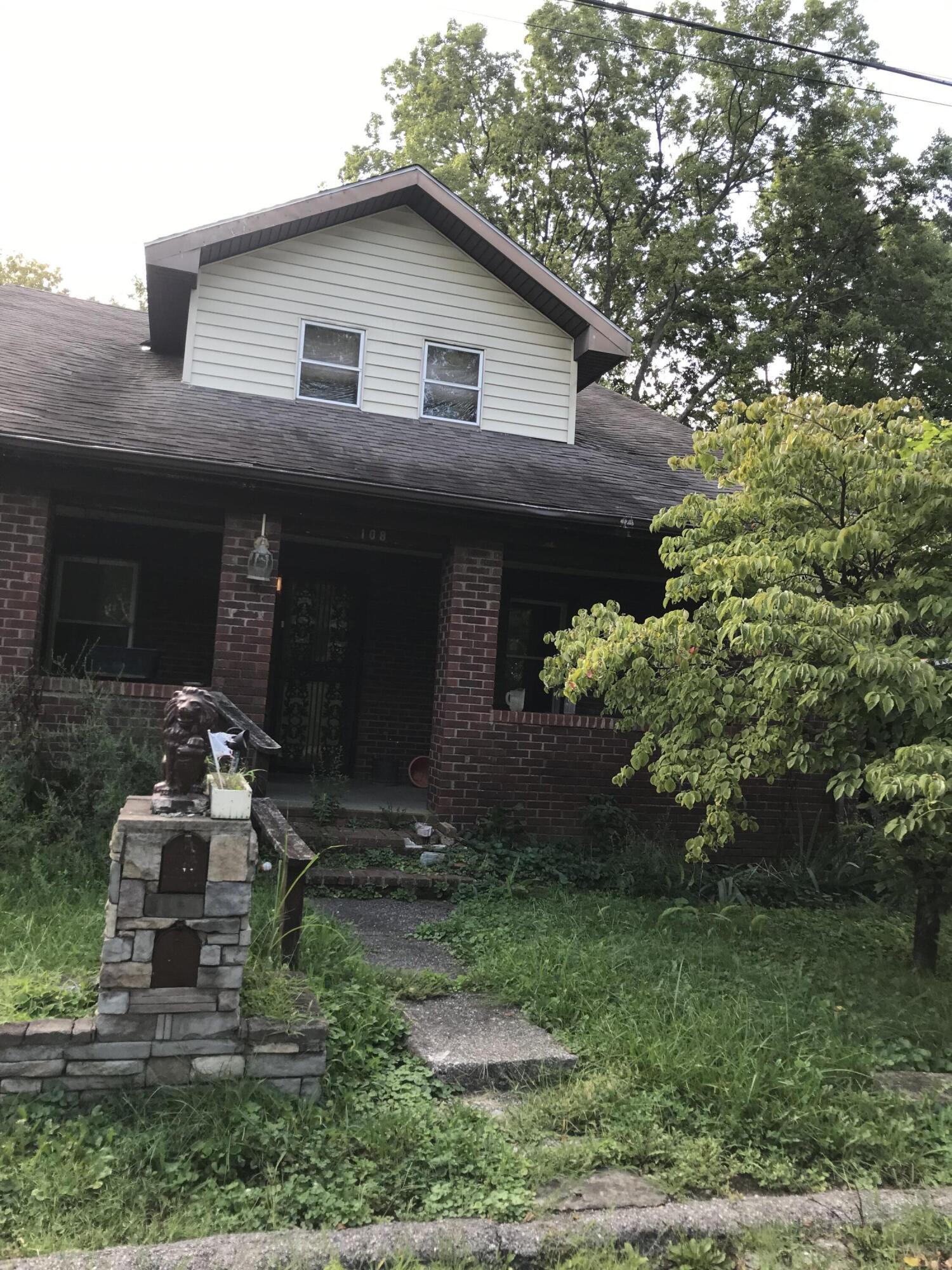 108 4 th Street