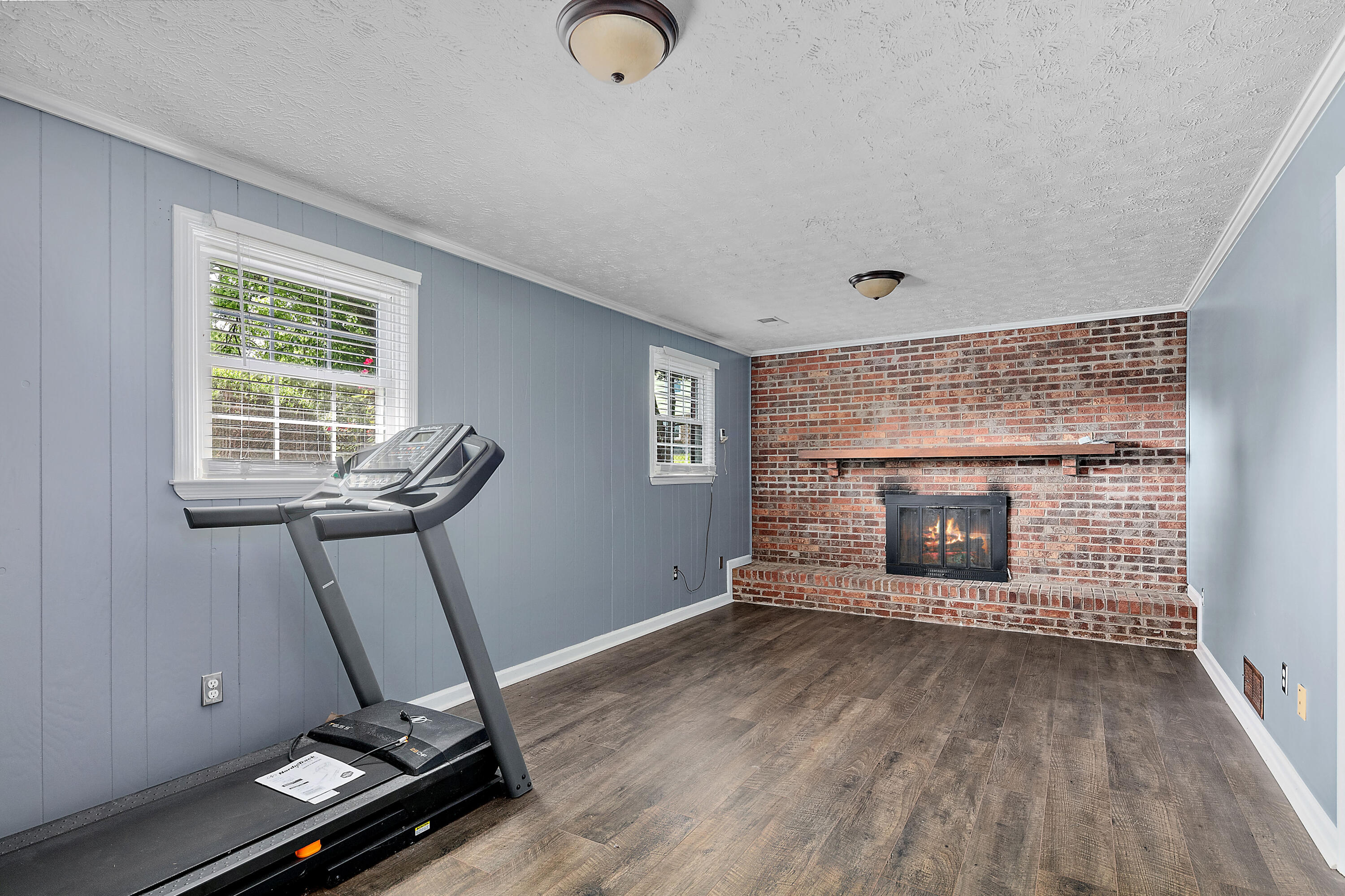 3289 Carlsbad Court