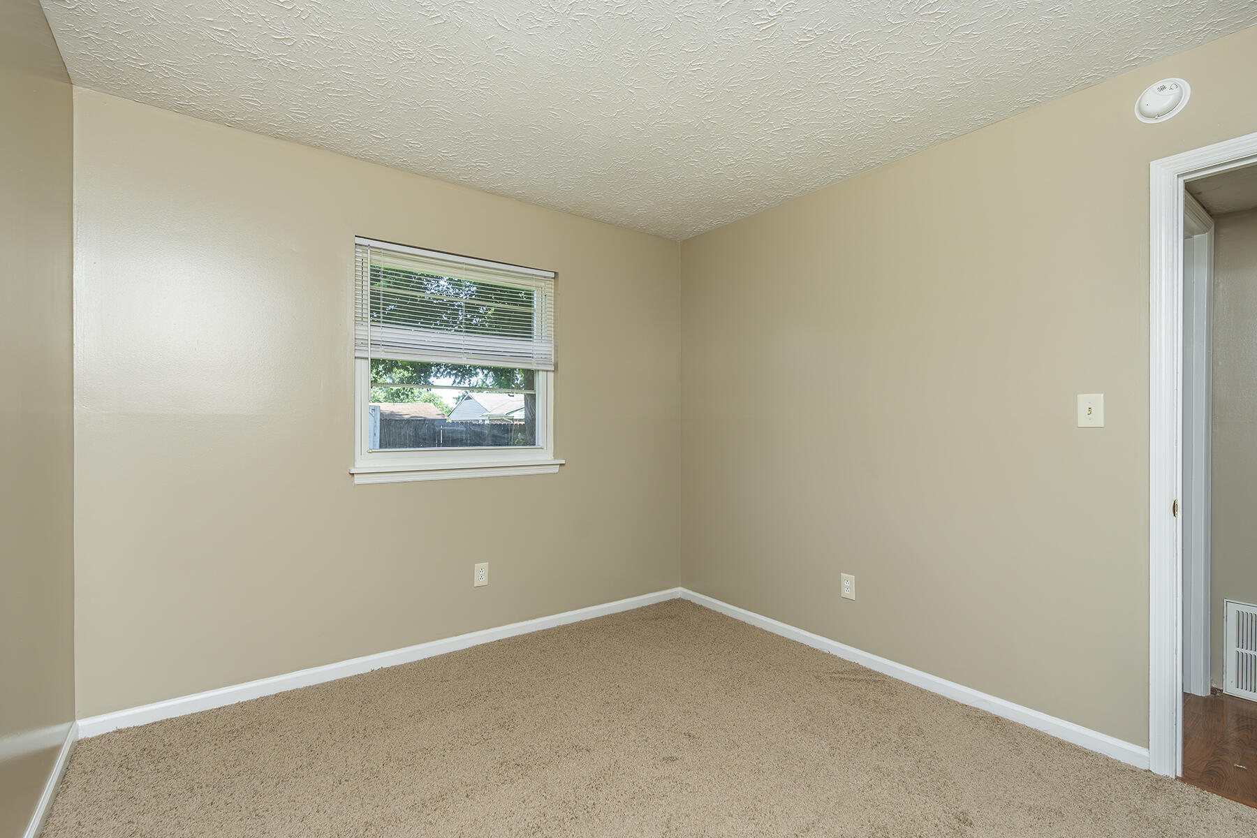 3958 Northampton Drive