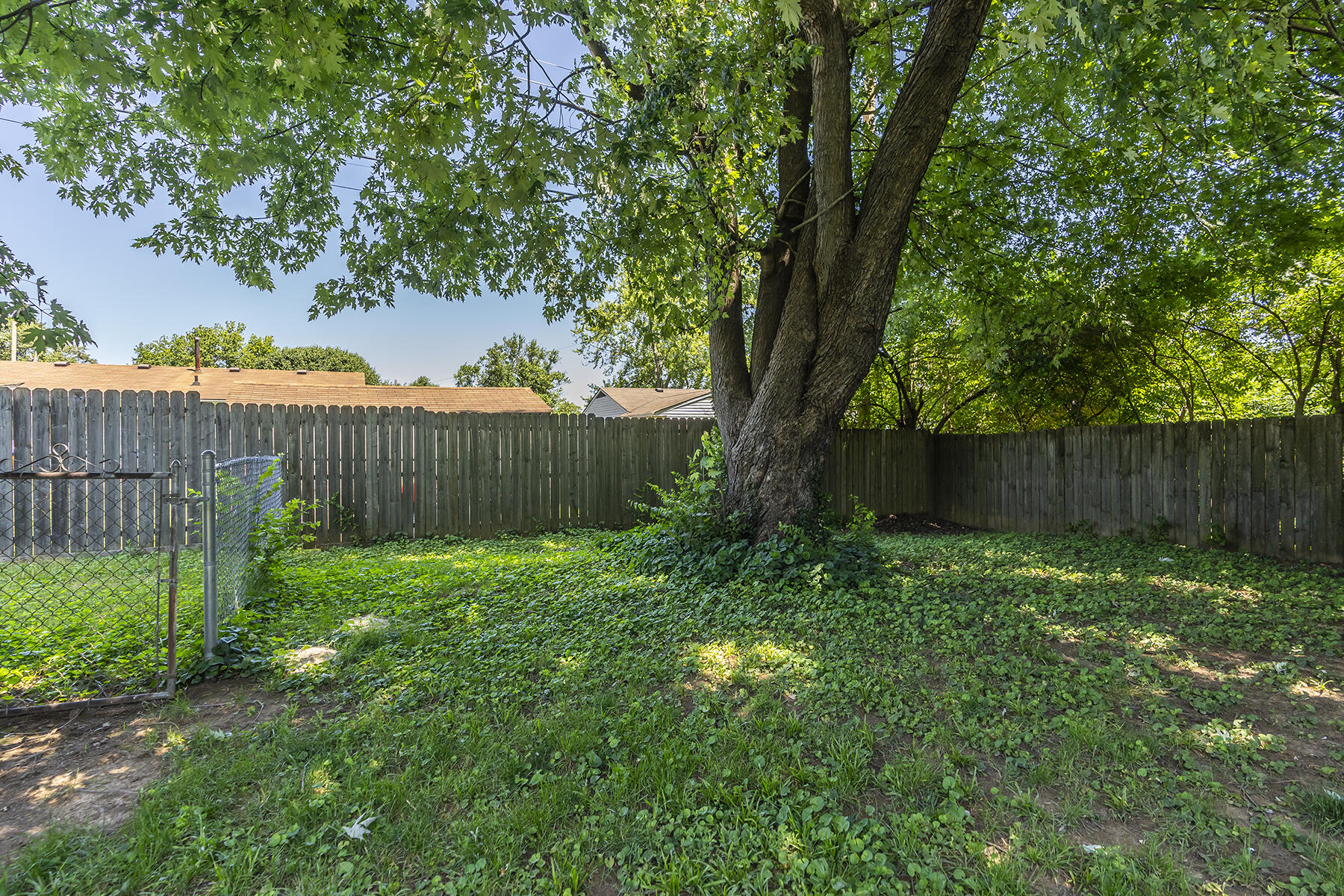 3958 Northampton Drive