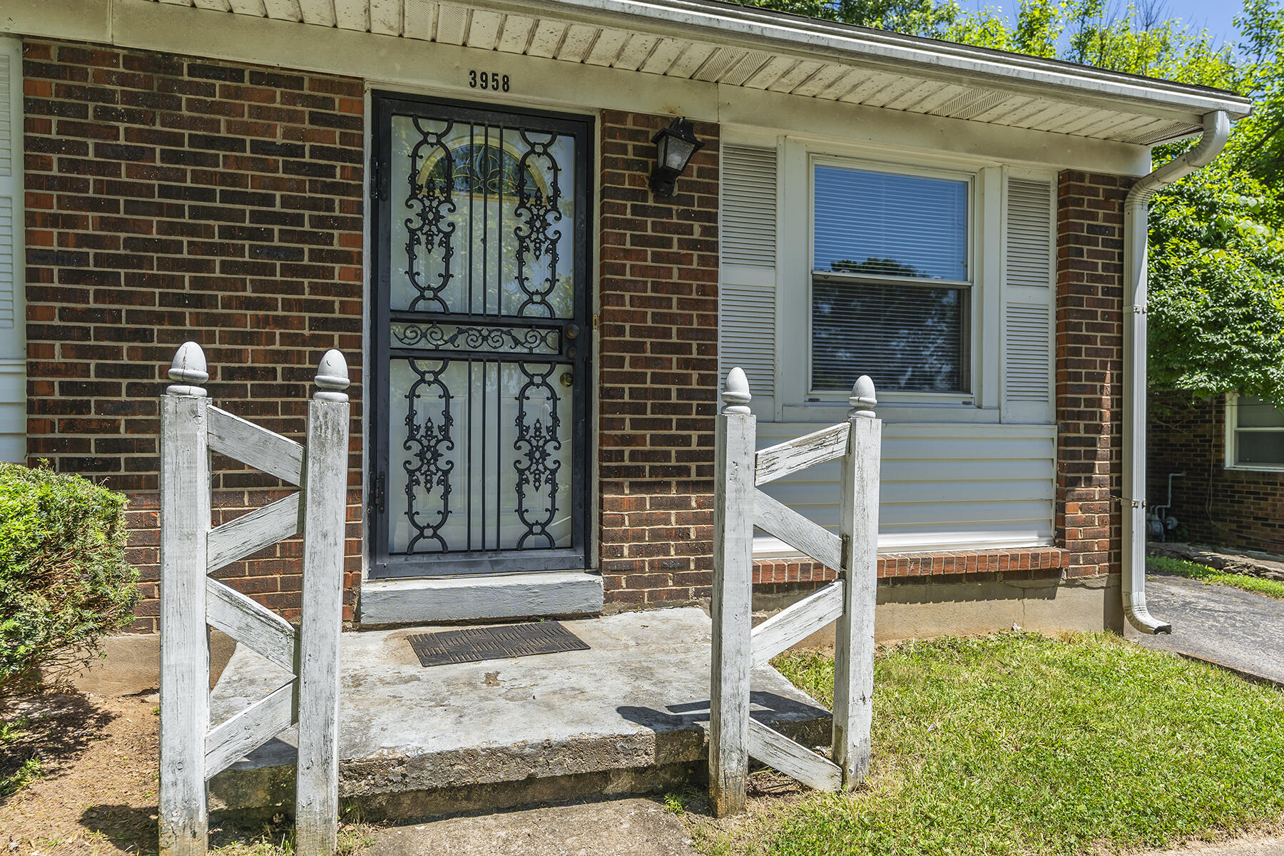 3958 Northampton Drive