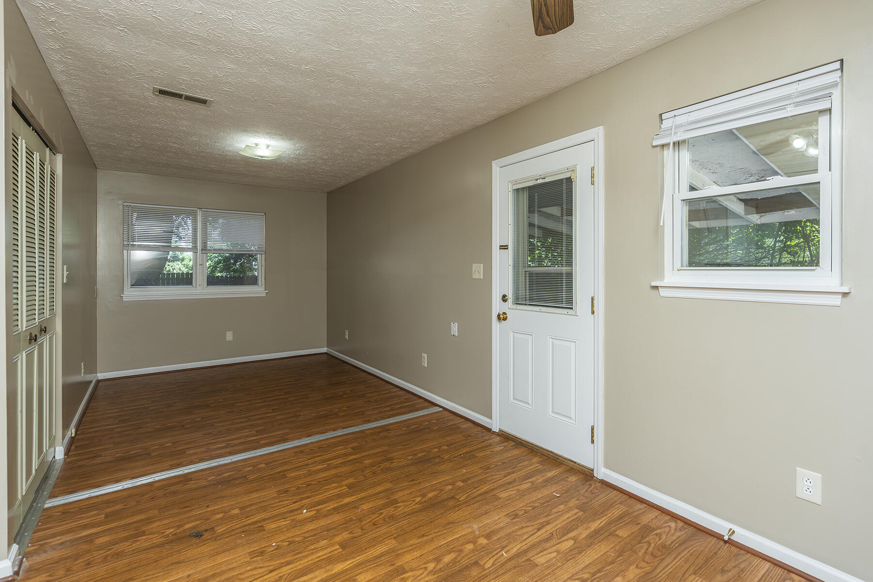 3958 Northampton Drive