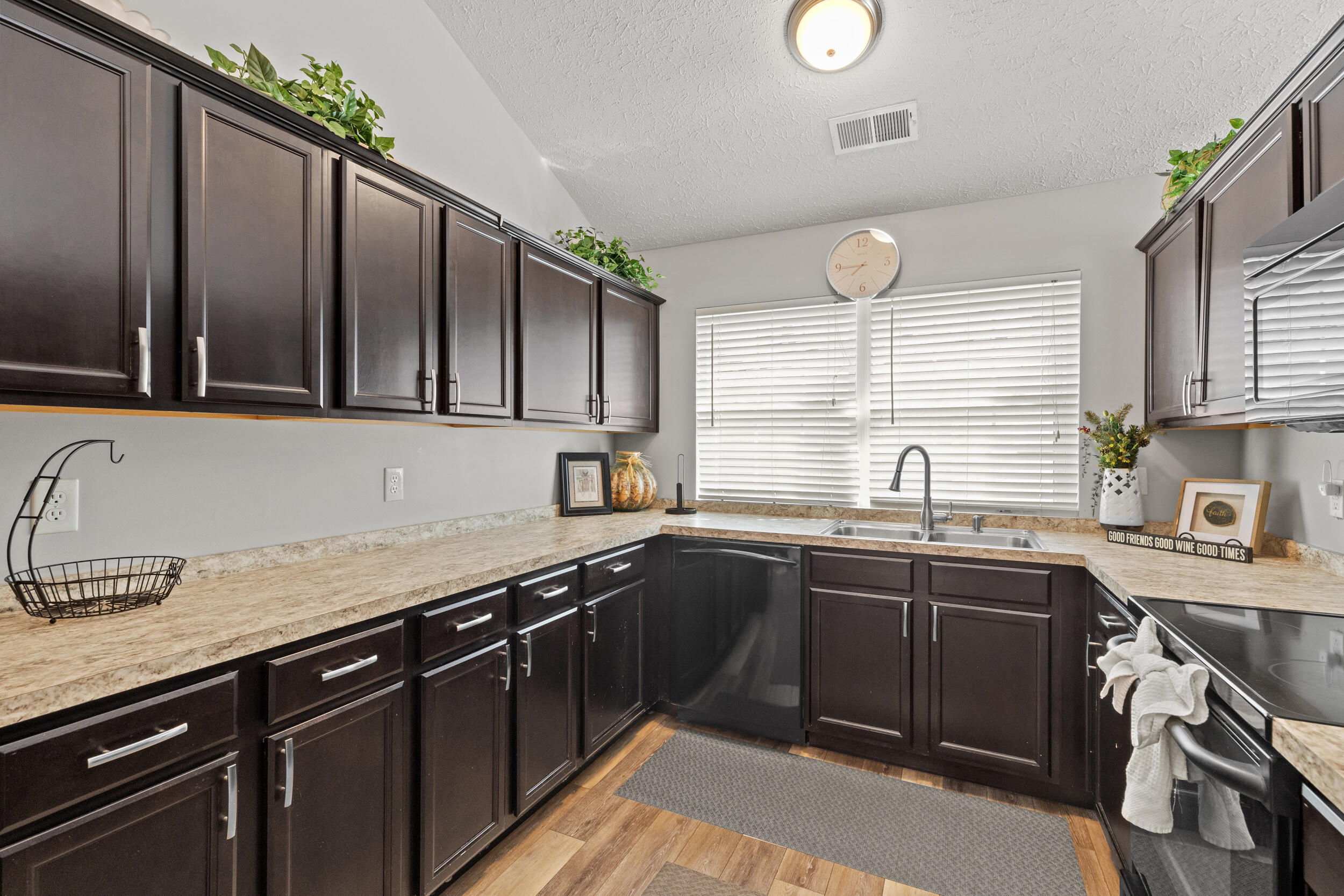 2313 Independence Court
