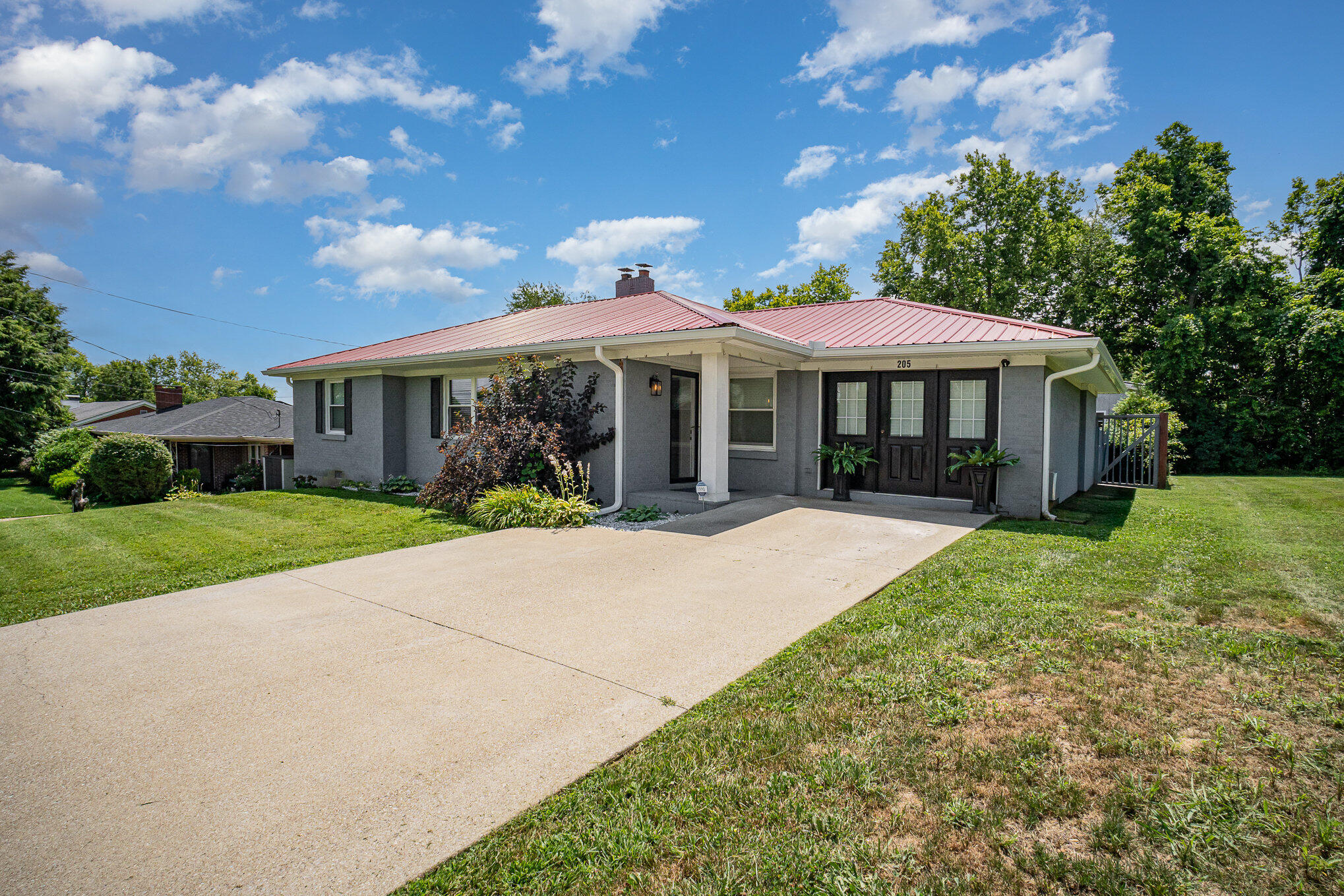 205 Pin Oak Drive