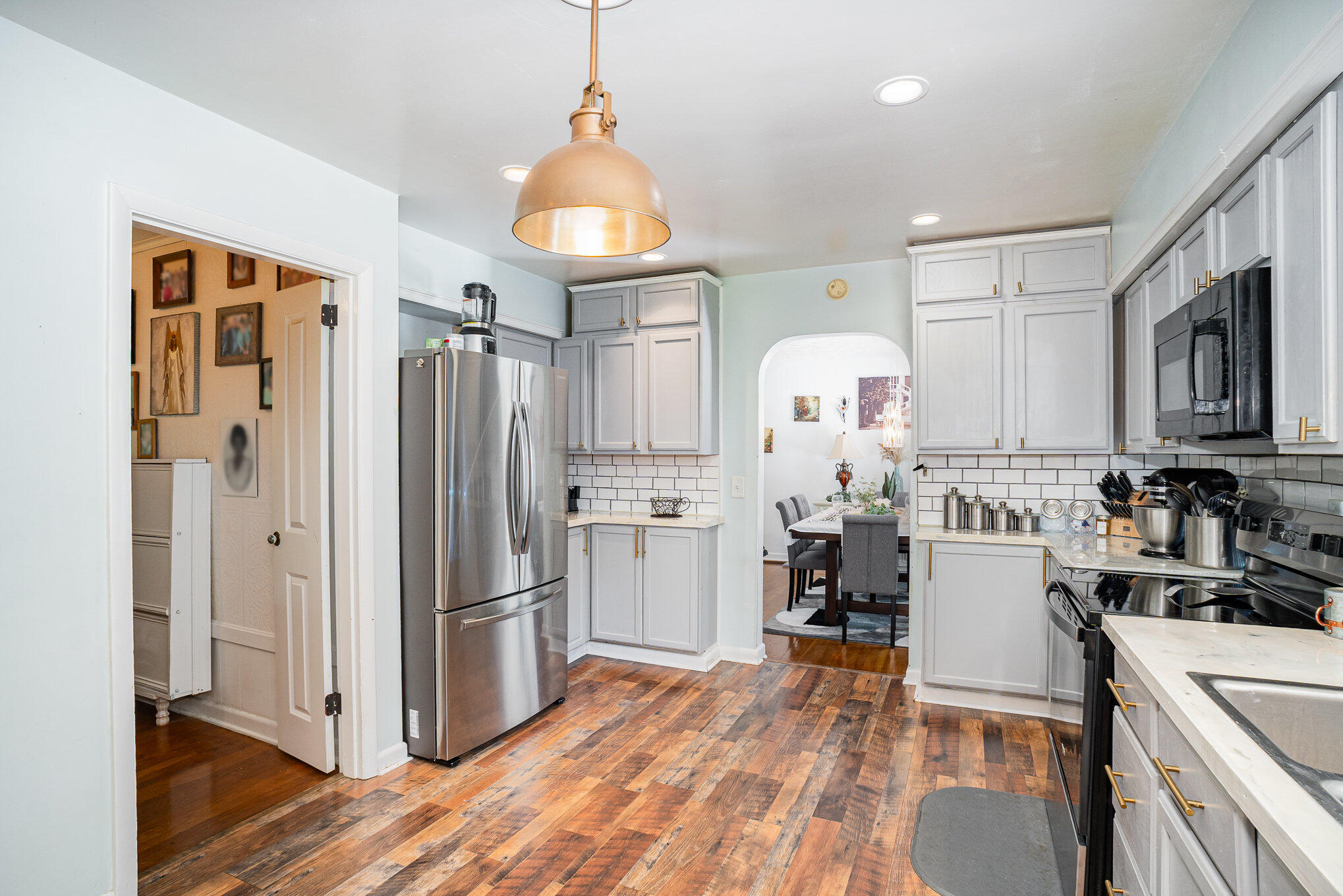 205 Pin Oak Drive