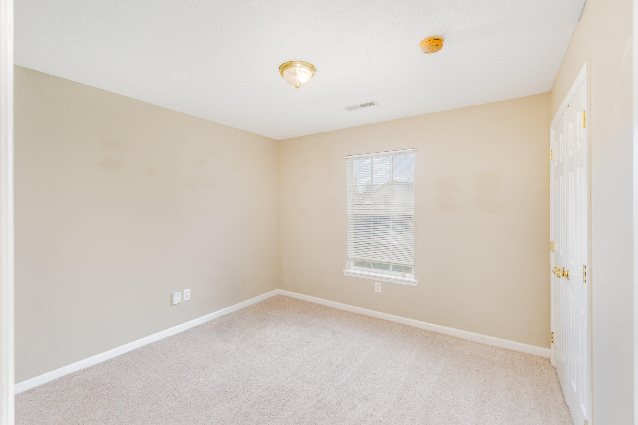 341 Scottsdale Circle