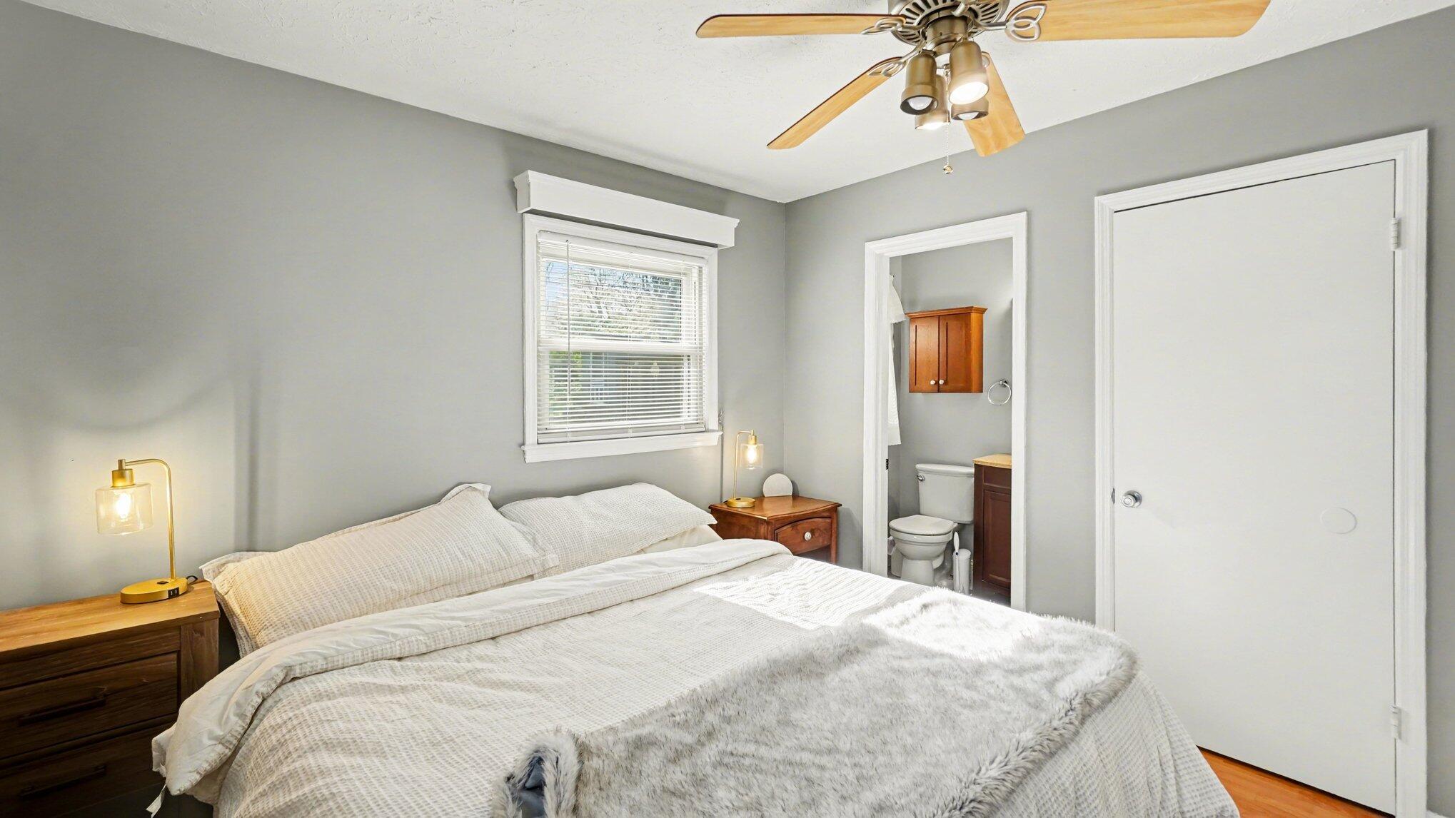 3846 Northampton Drive