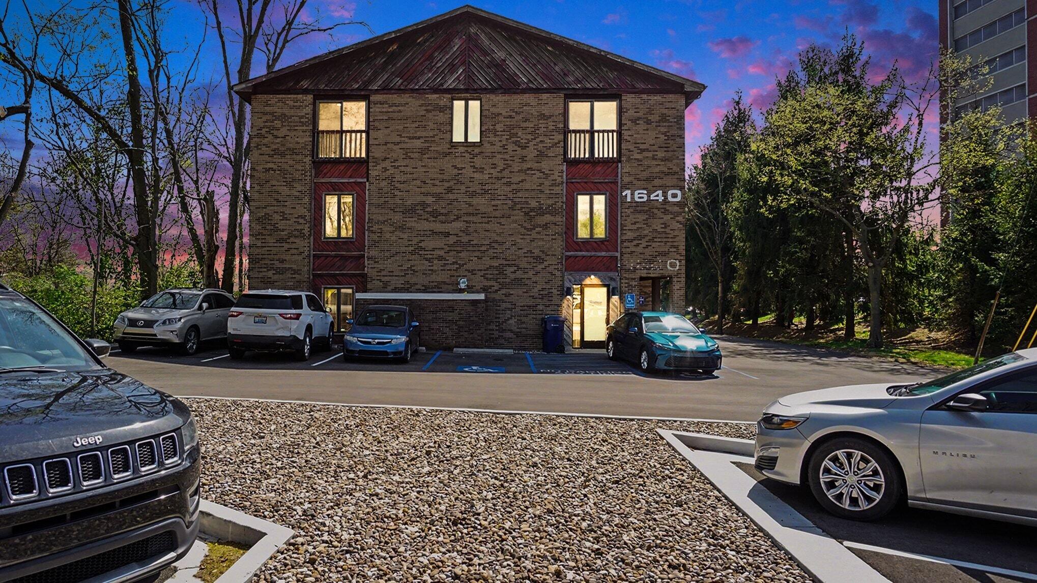 1640 Nicholasville Road