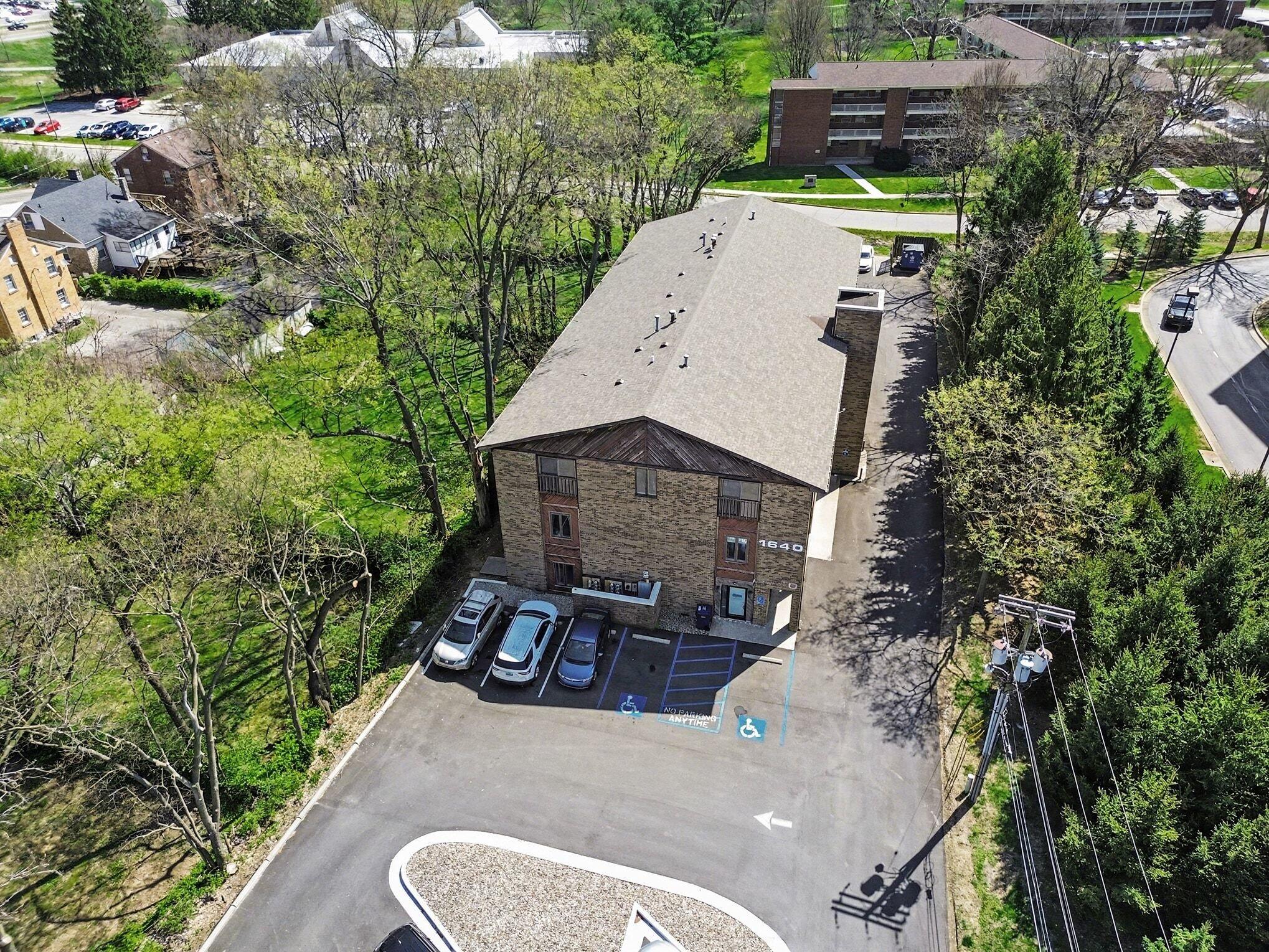 1640 Nicholasville Road