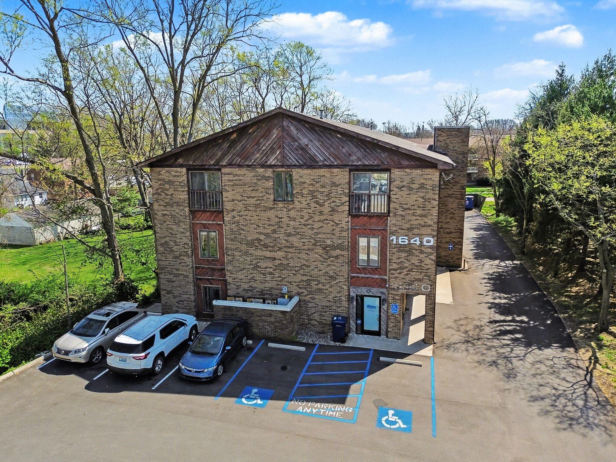 1640 Nicholasville Road