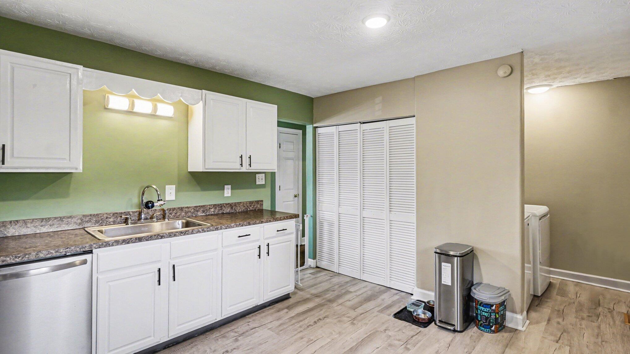 825 Wheatcroft Court