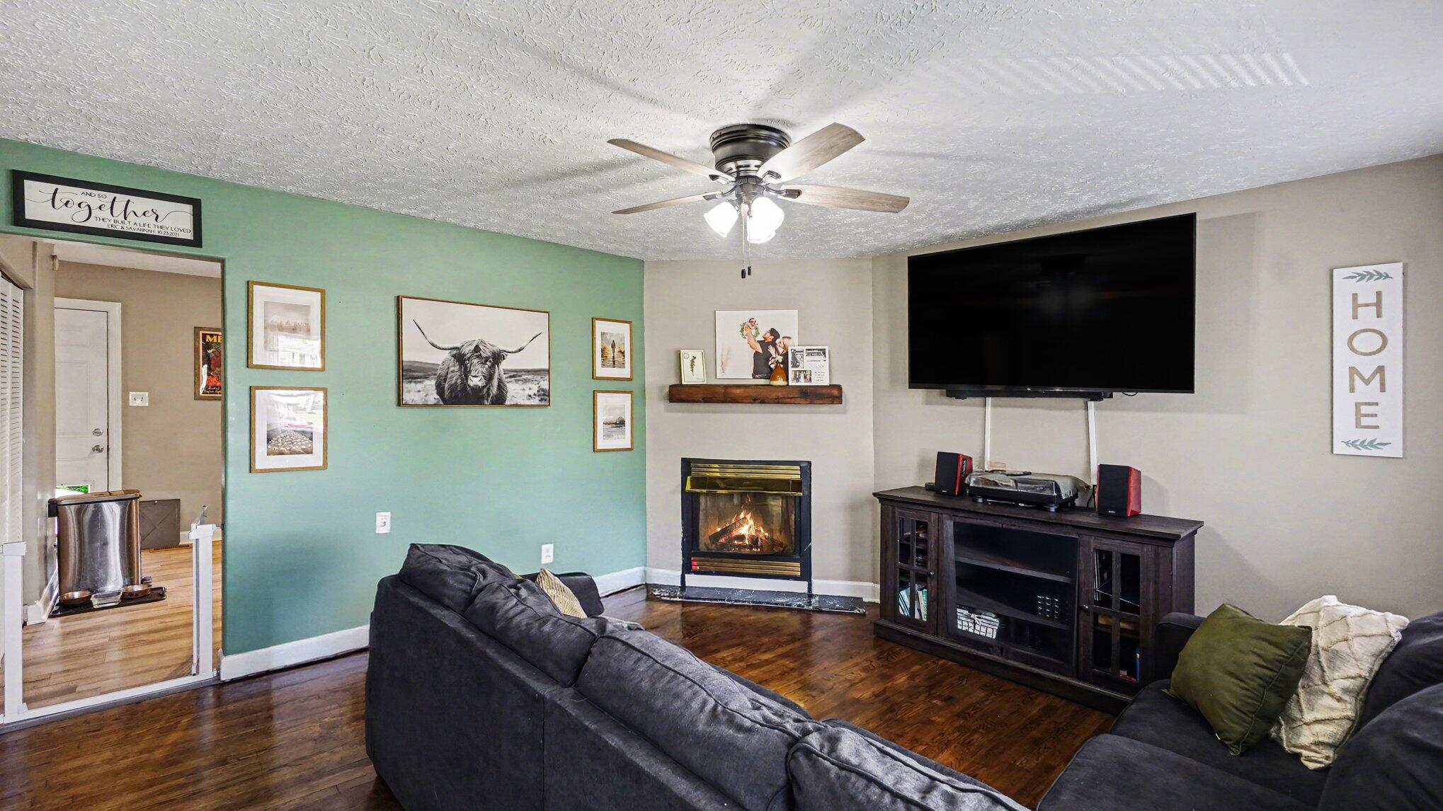 825 Wheatcroft Court