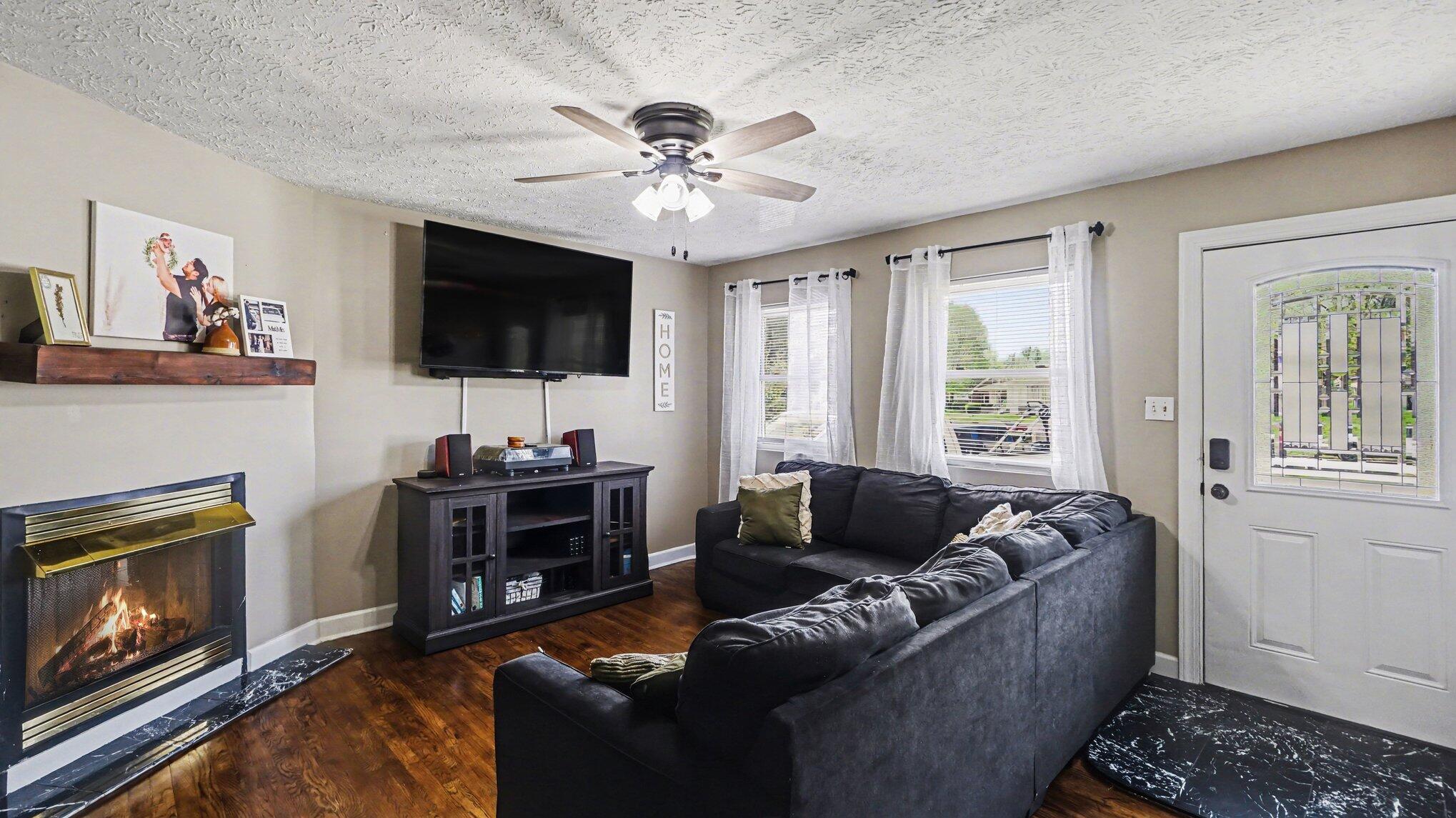 825 Wheatcroft Court