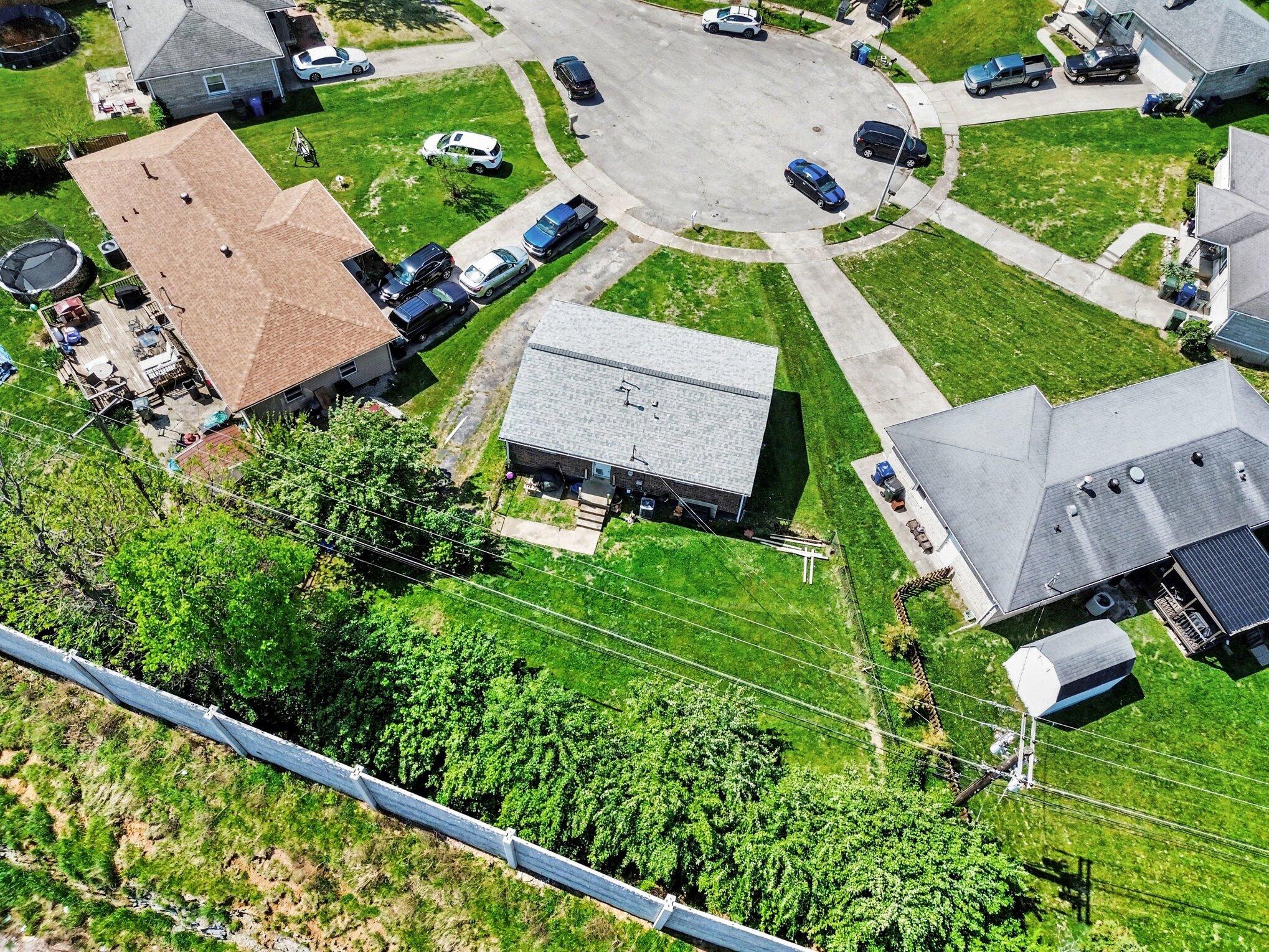 825 Wheatcroft Court