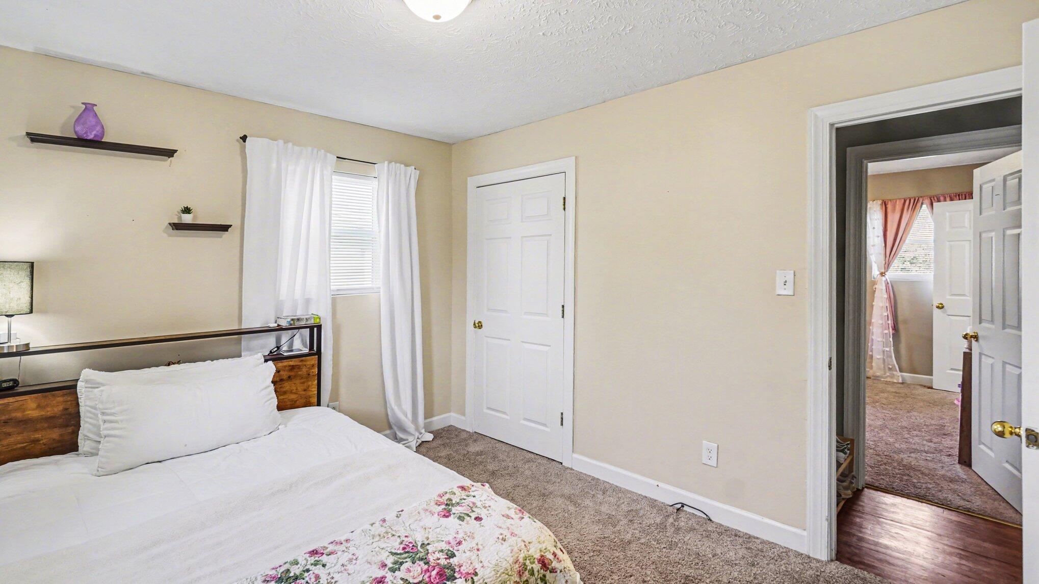 825 Wheatcroft Court