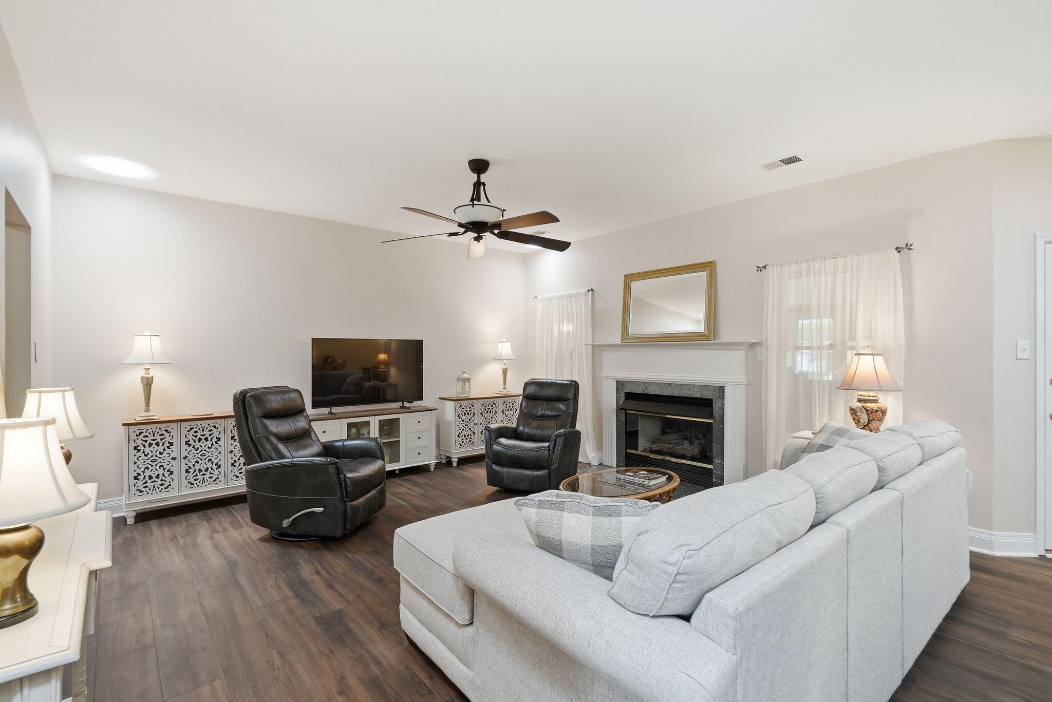 3587 Briarpatch Way