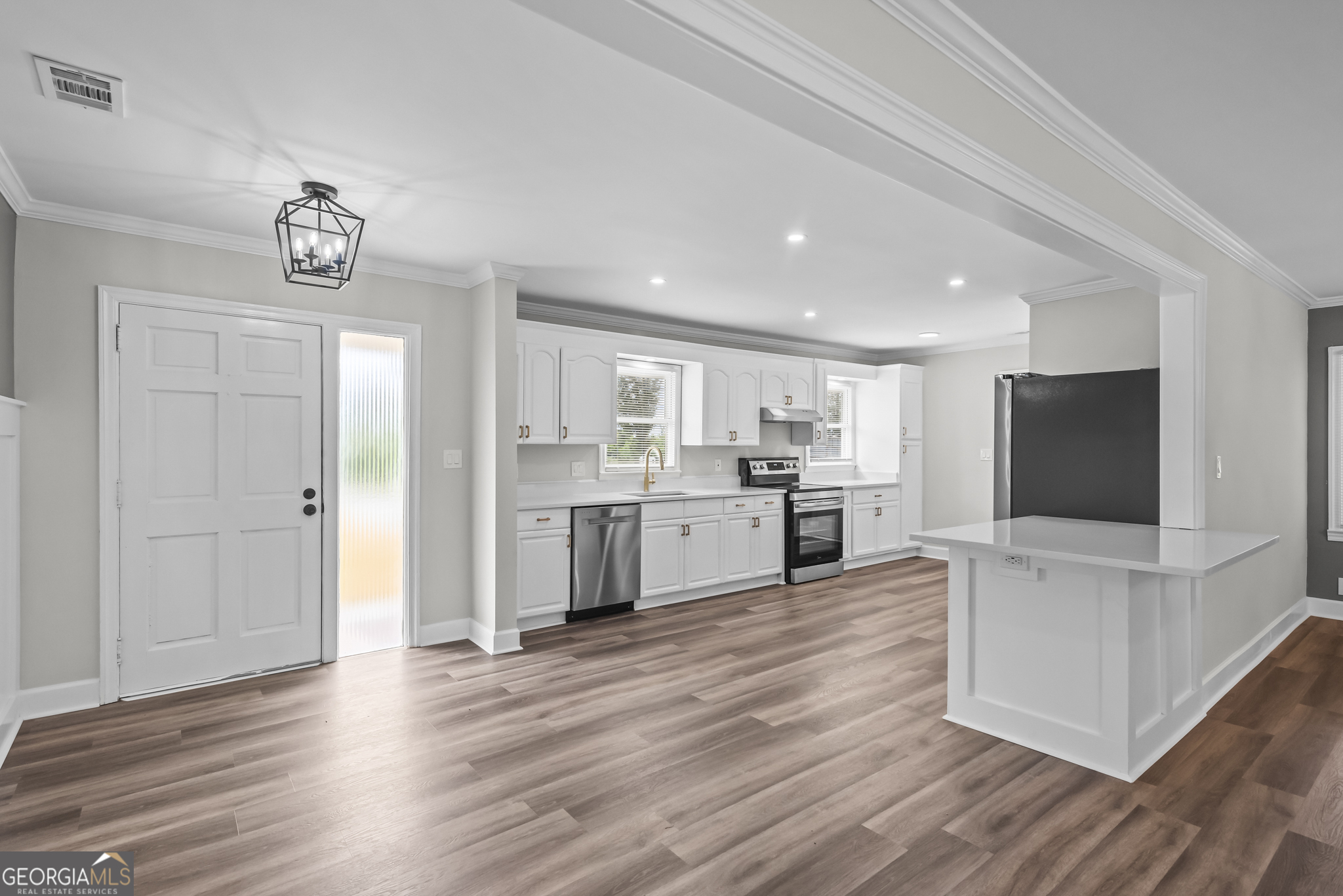 713 Smokey Road