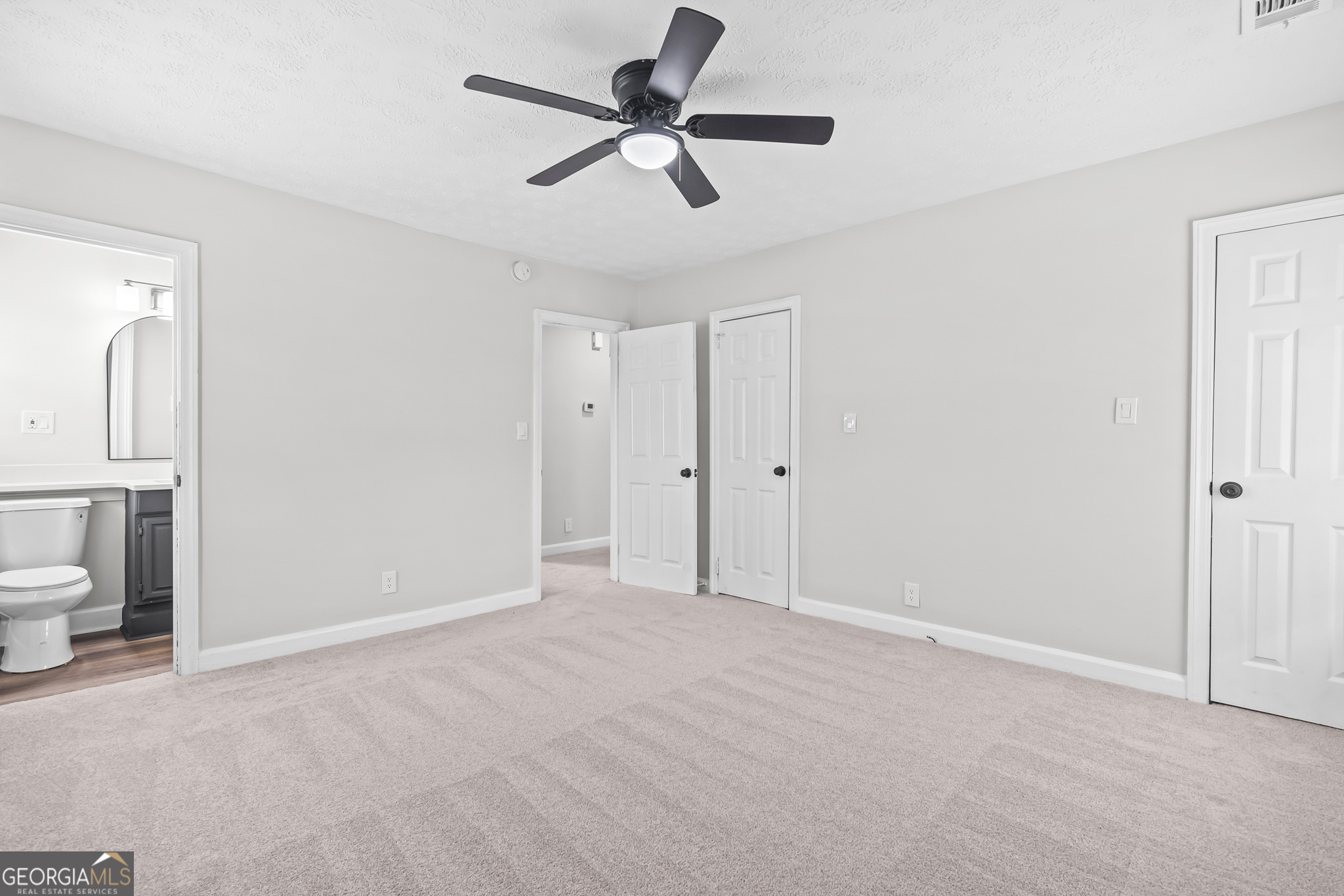 713 Smokey Road