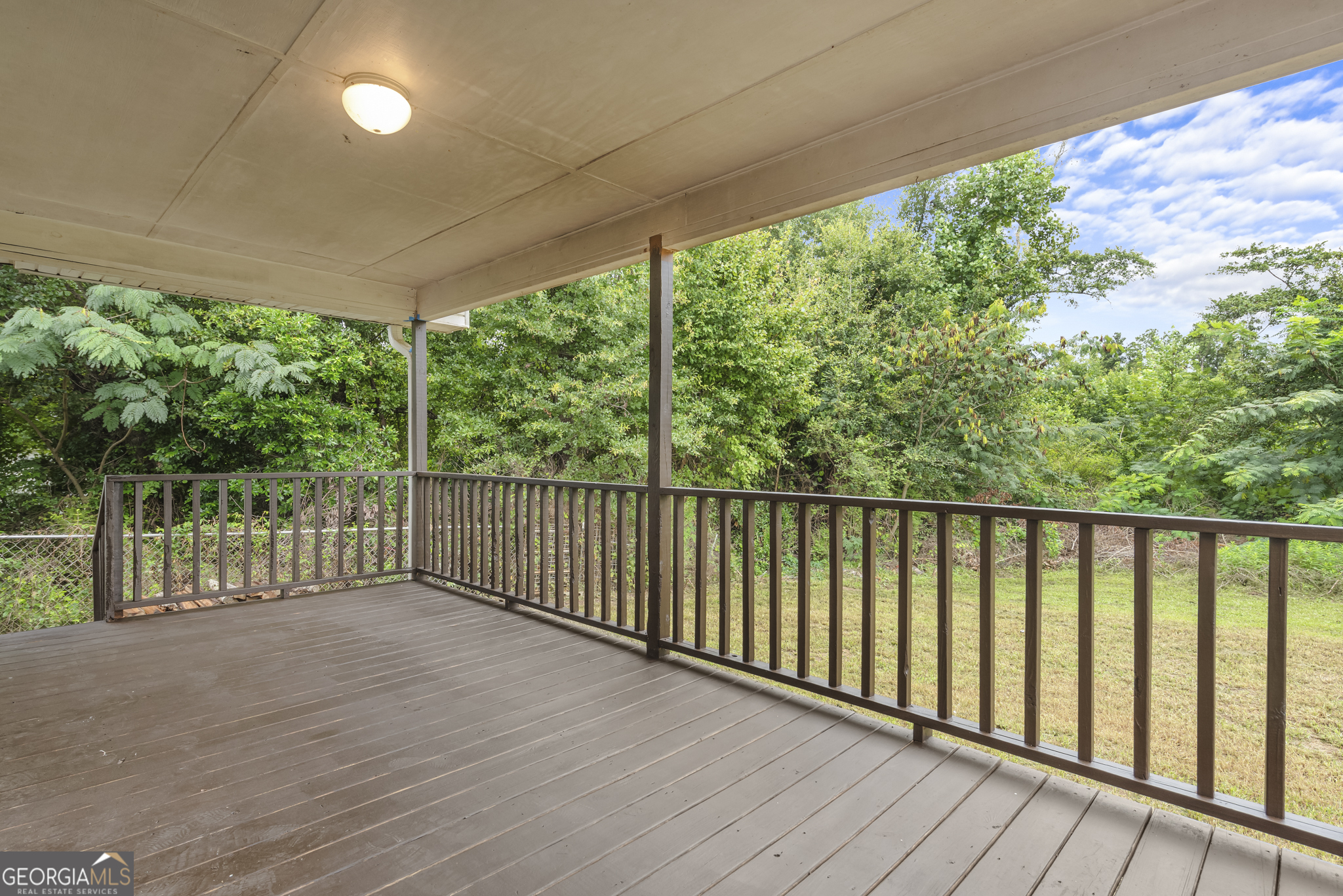 713 Smokey Road