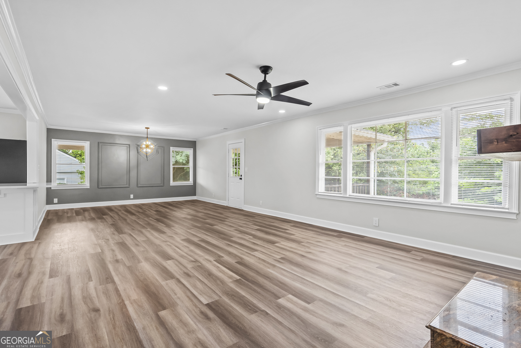 713 Smokey Road