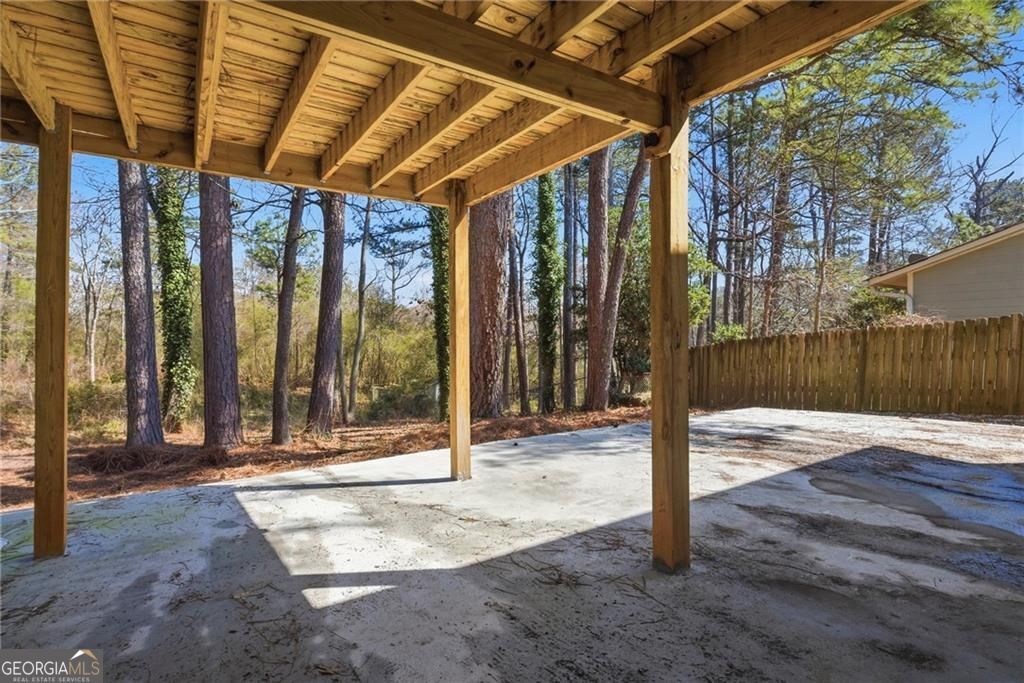 2470 Northbrook Rd