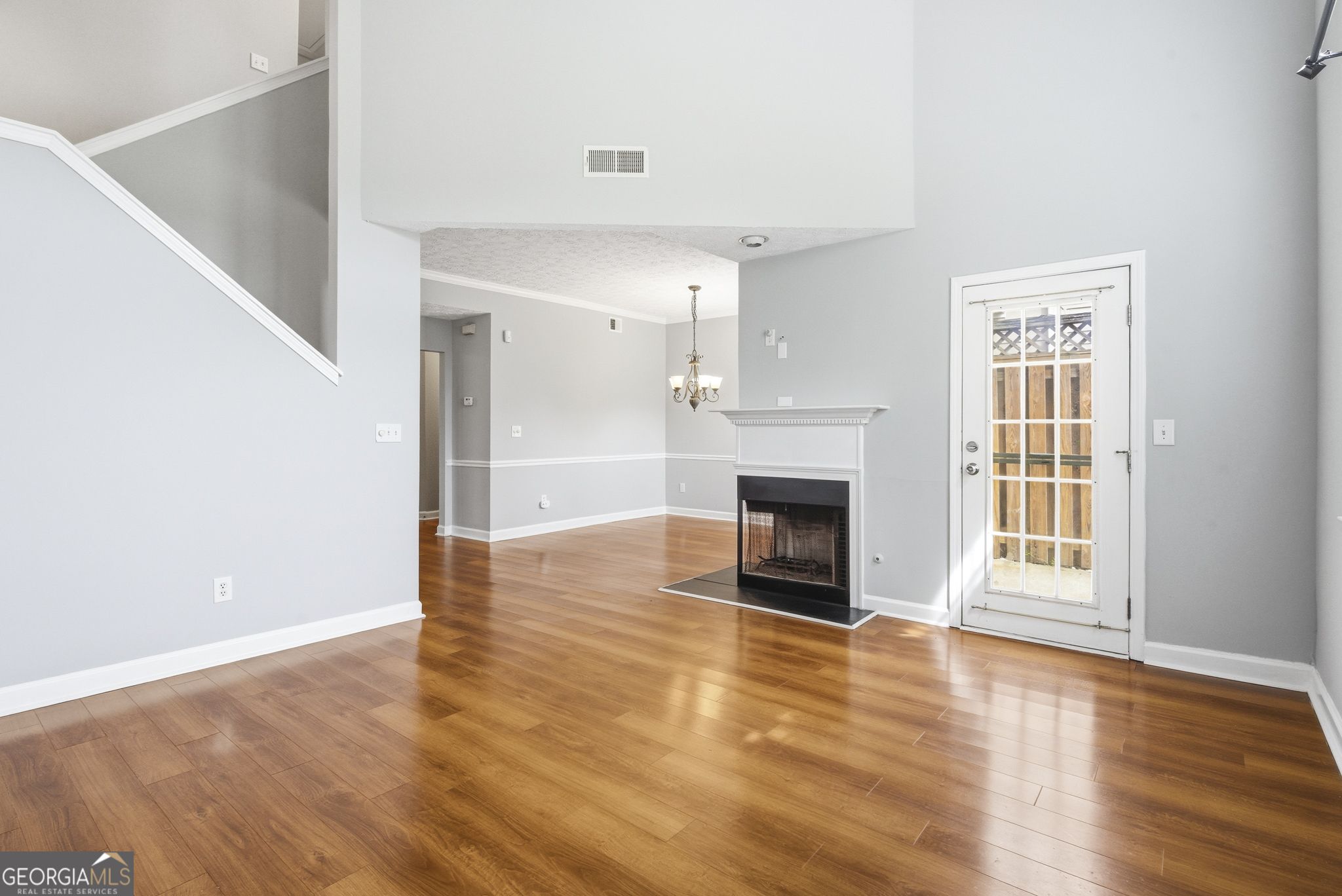 500 Fraser Street SE