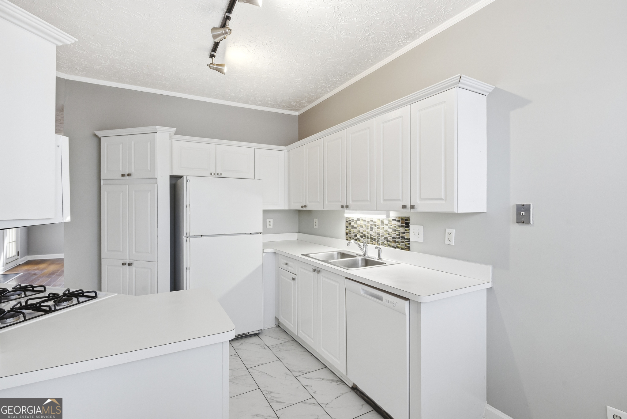 500 Fraser Street SE