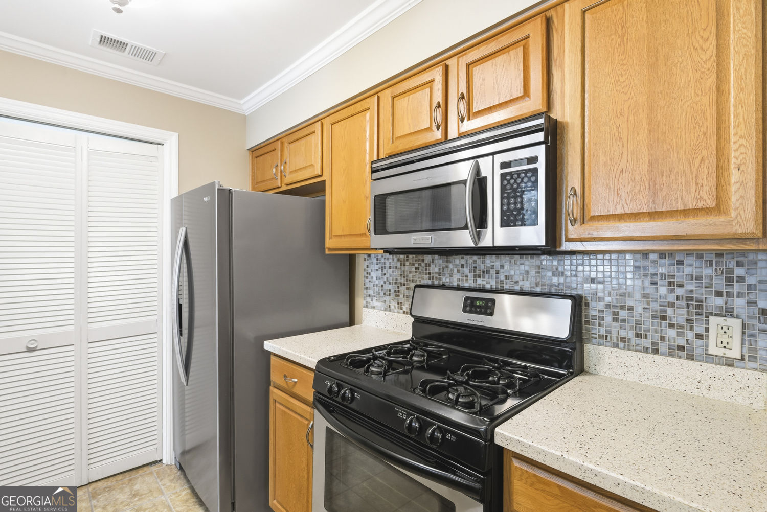 728 Ridgefield Drive