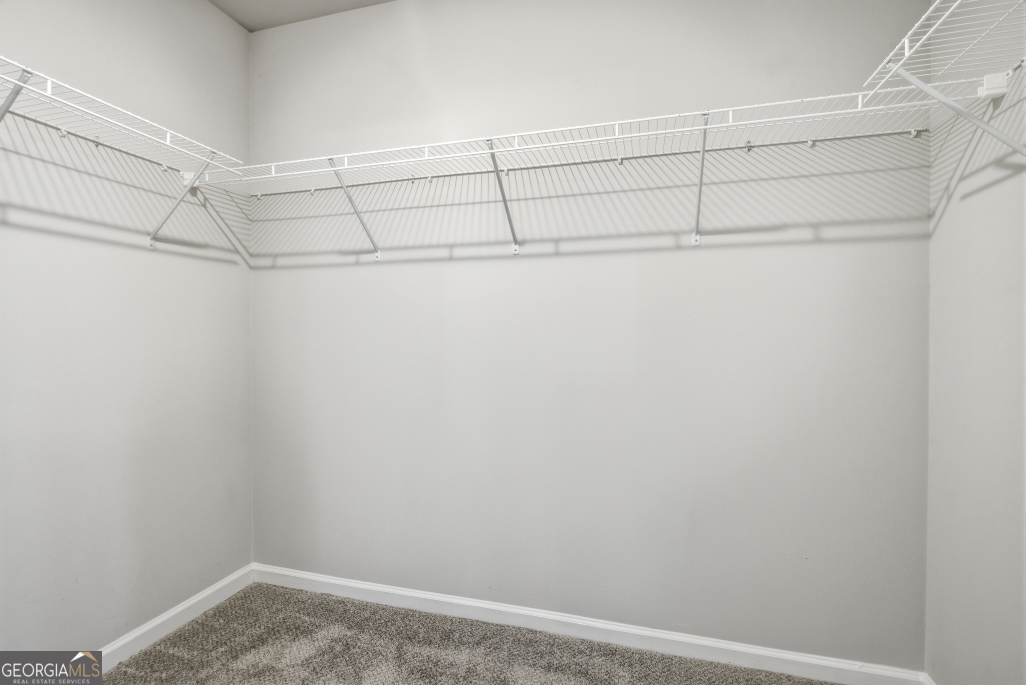 121 W Lexington Avenue